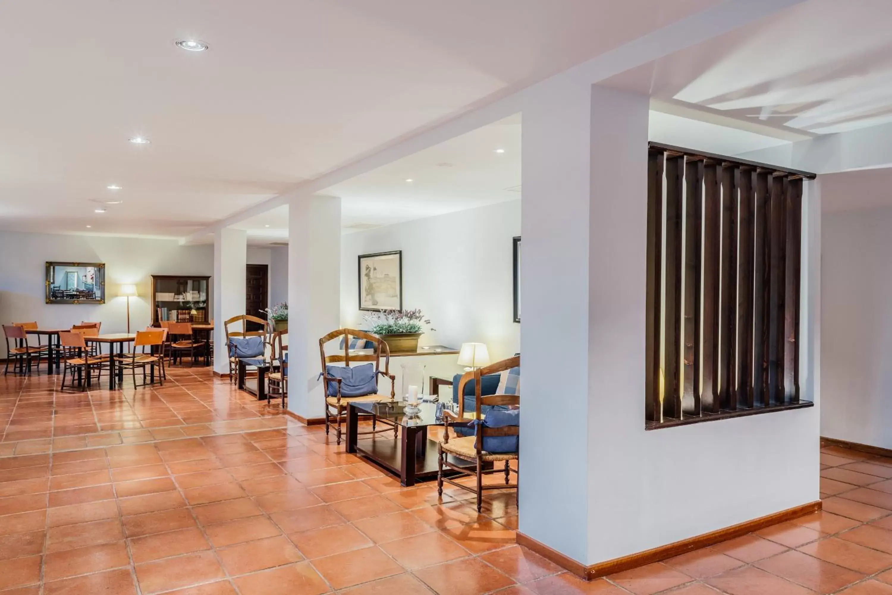 Communal lounge/ TV room, Restaurant/Places to Eat in Parador de Manzanares