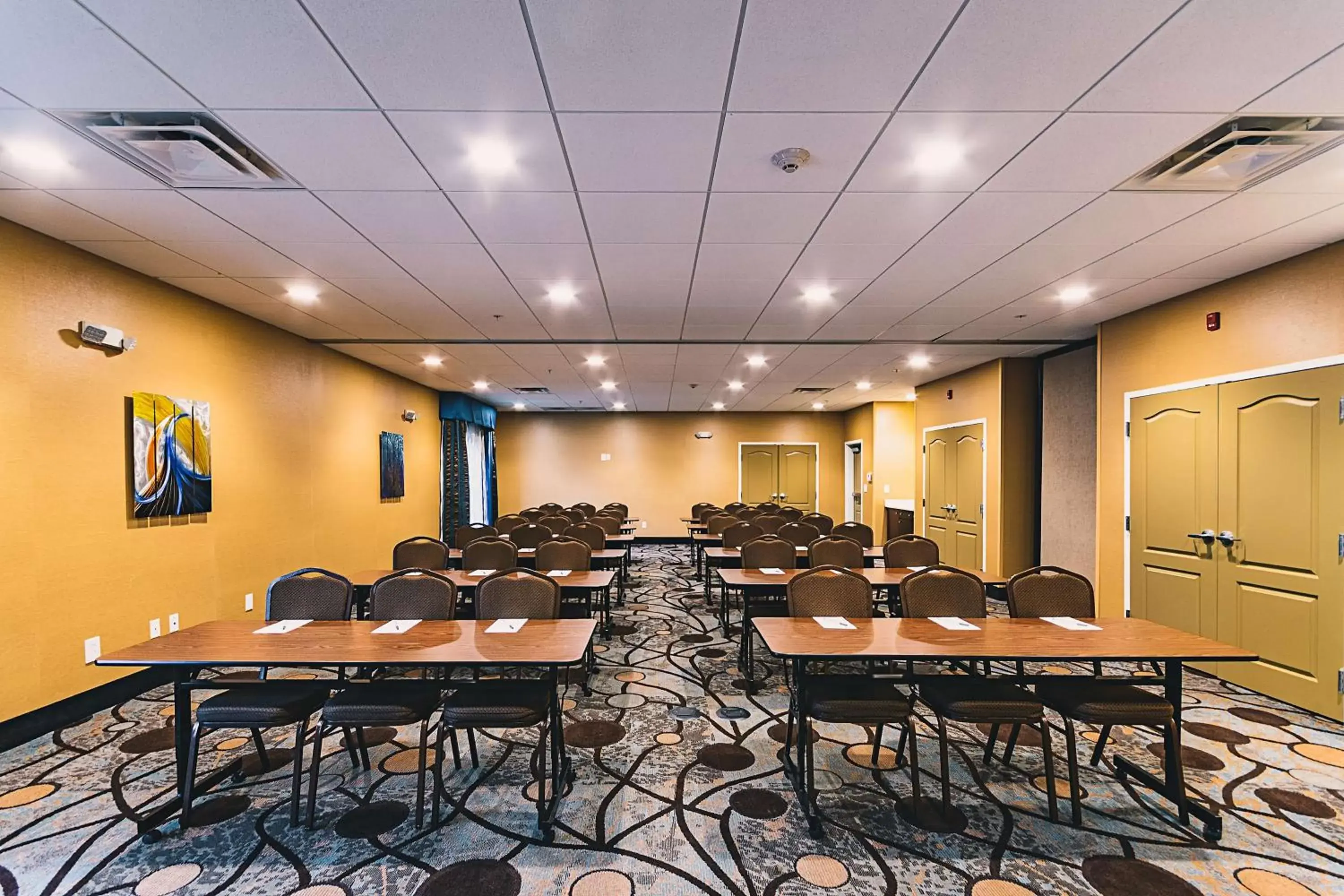 Meeting/conference room in Hampton Inn Niagara Falls/ Blvd