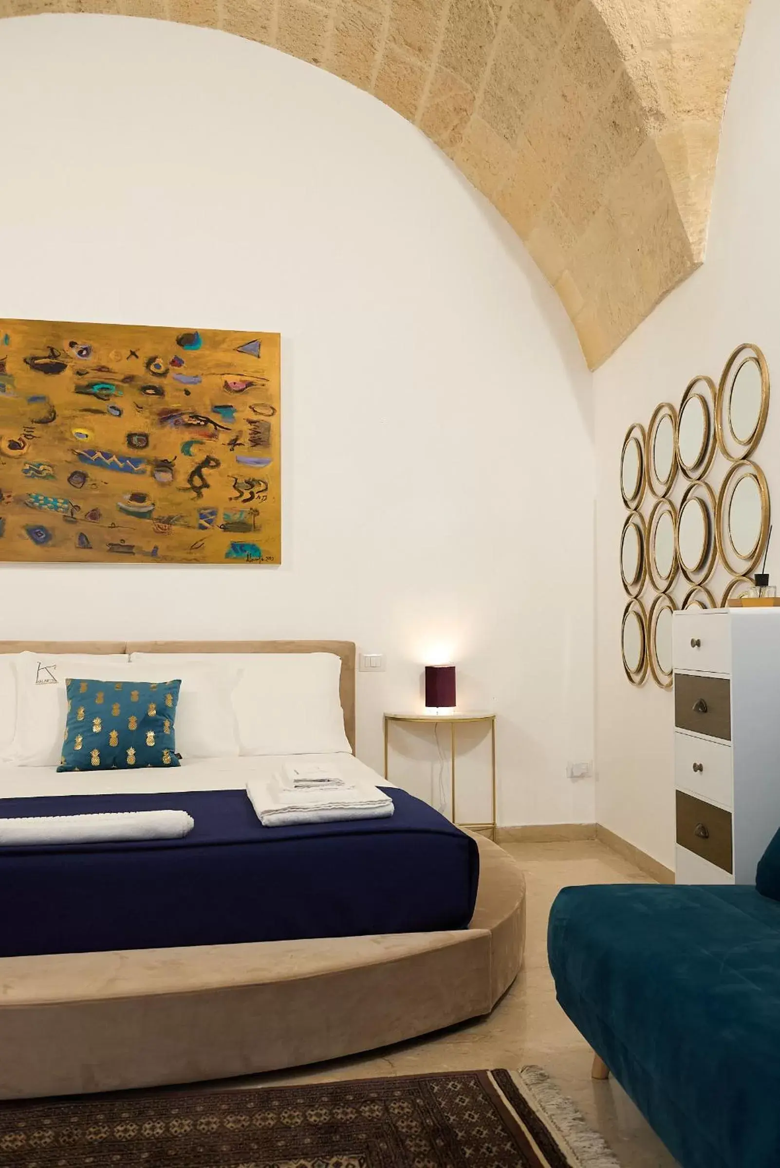 Bedroom, Bed in Kalinifta - Jacuzzi & Suites SIT