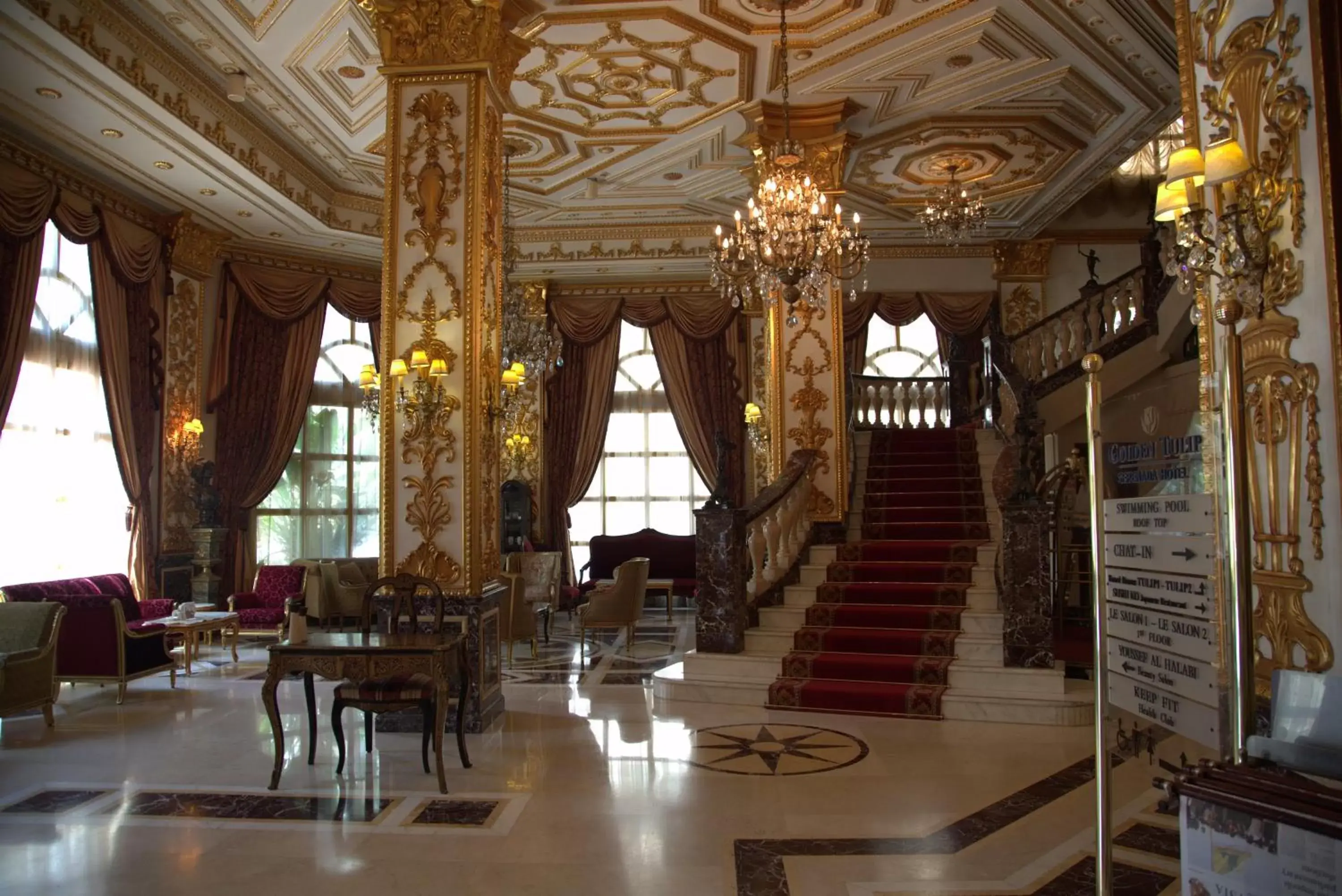 Lobby or reception in Serenada Golden Palace - Boutique Hotel