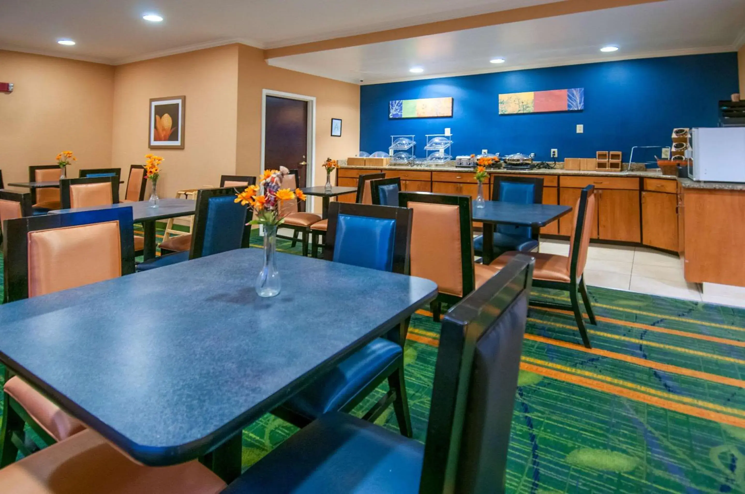 Restaurant/places to eat in Quality Inn & Suites Restaurant/places to eat in Quality Inn & Suites