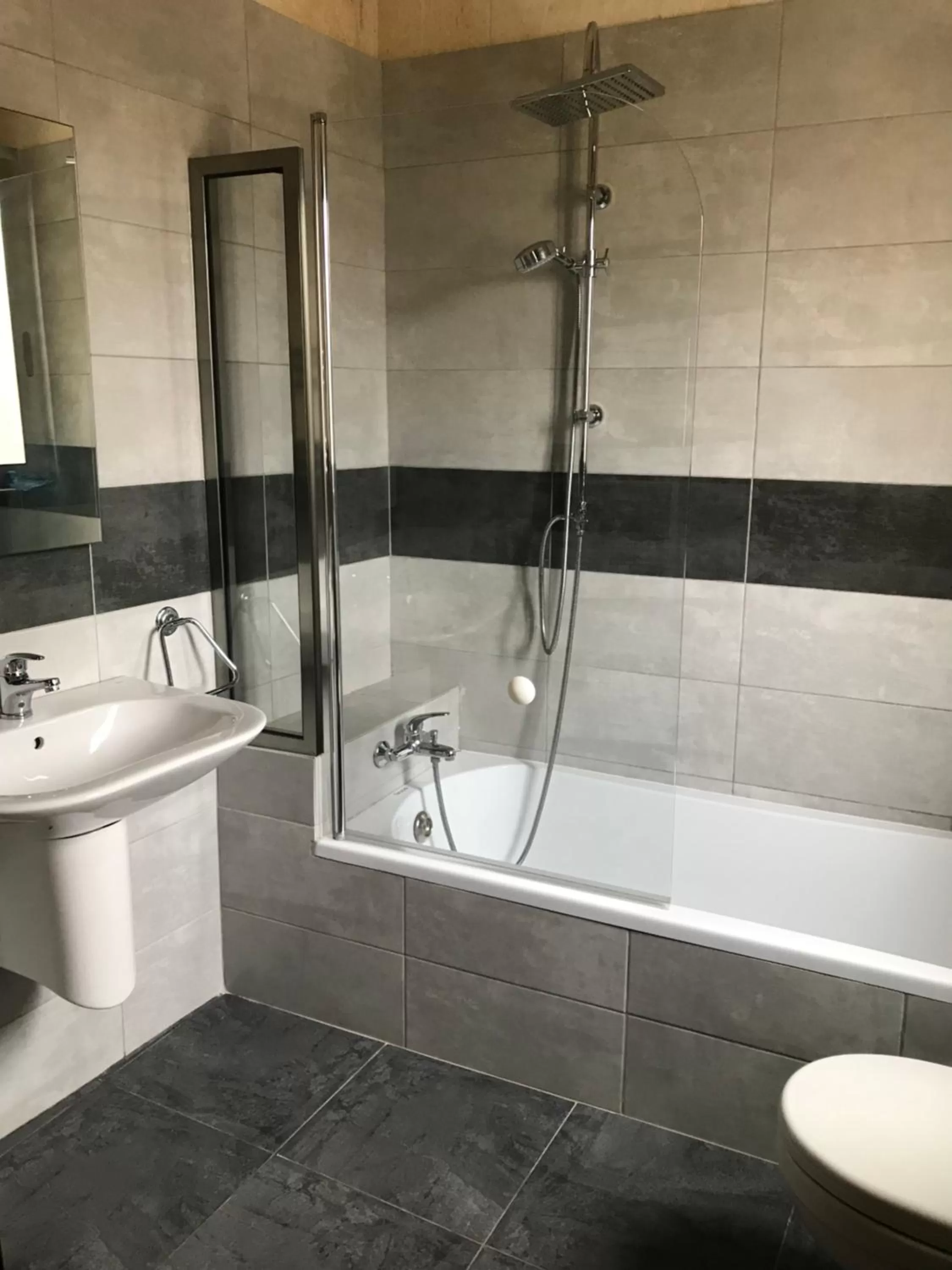 The Cloisters Bed And Breakfast