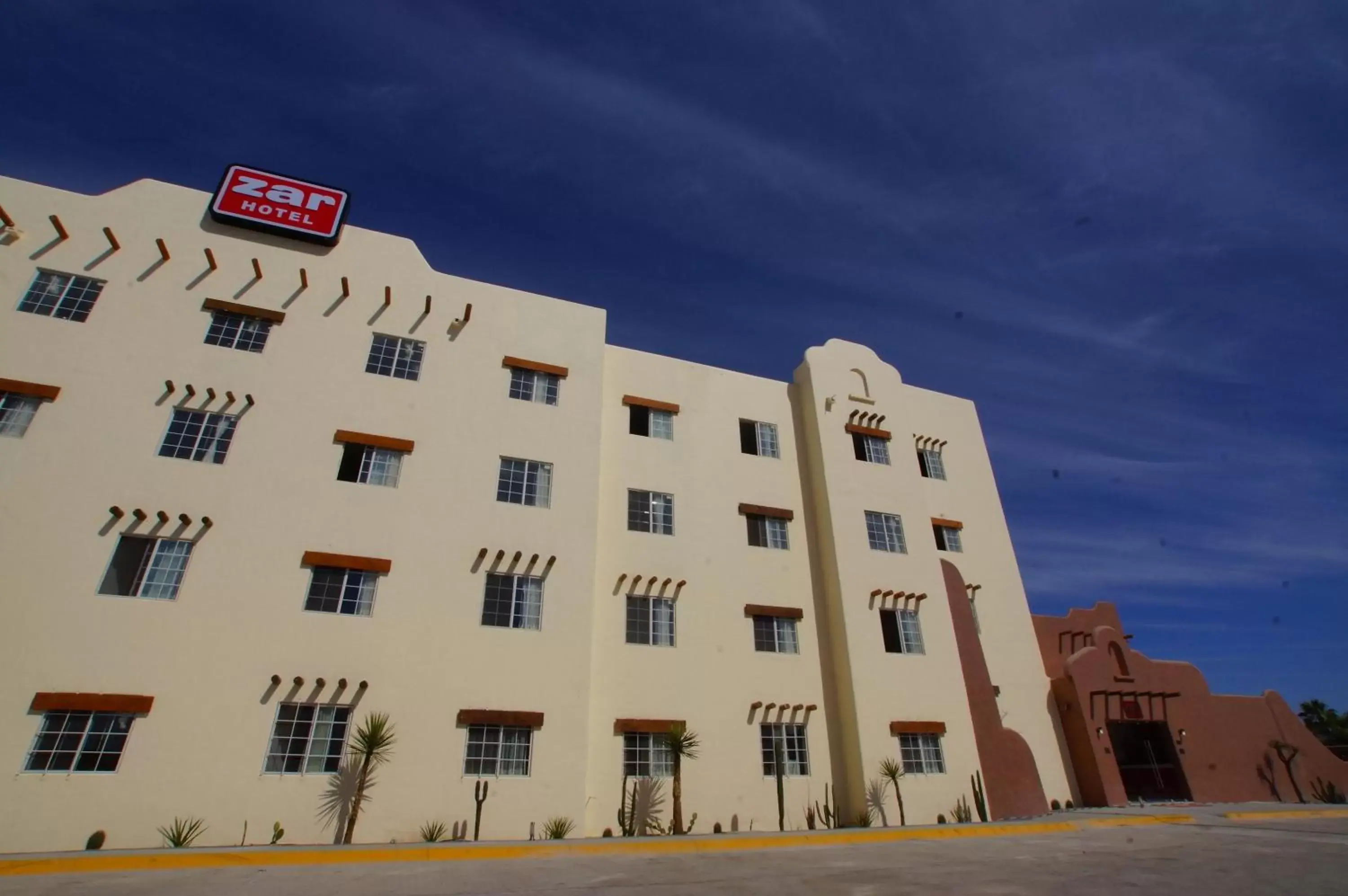 Facade/entrance, Property Building in Hotel Zar La Paz