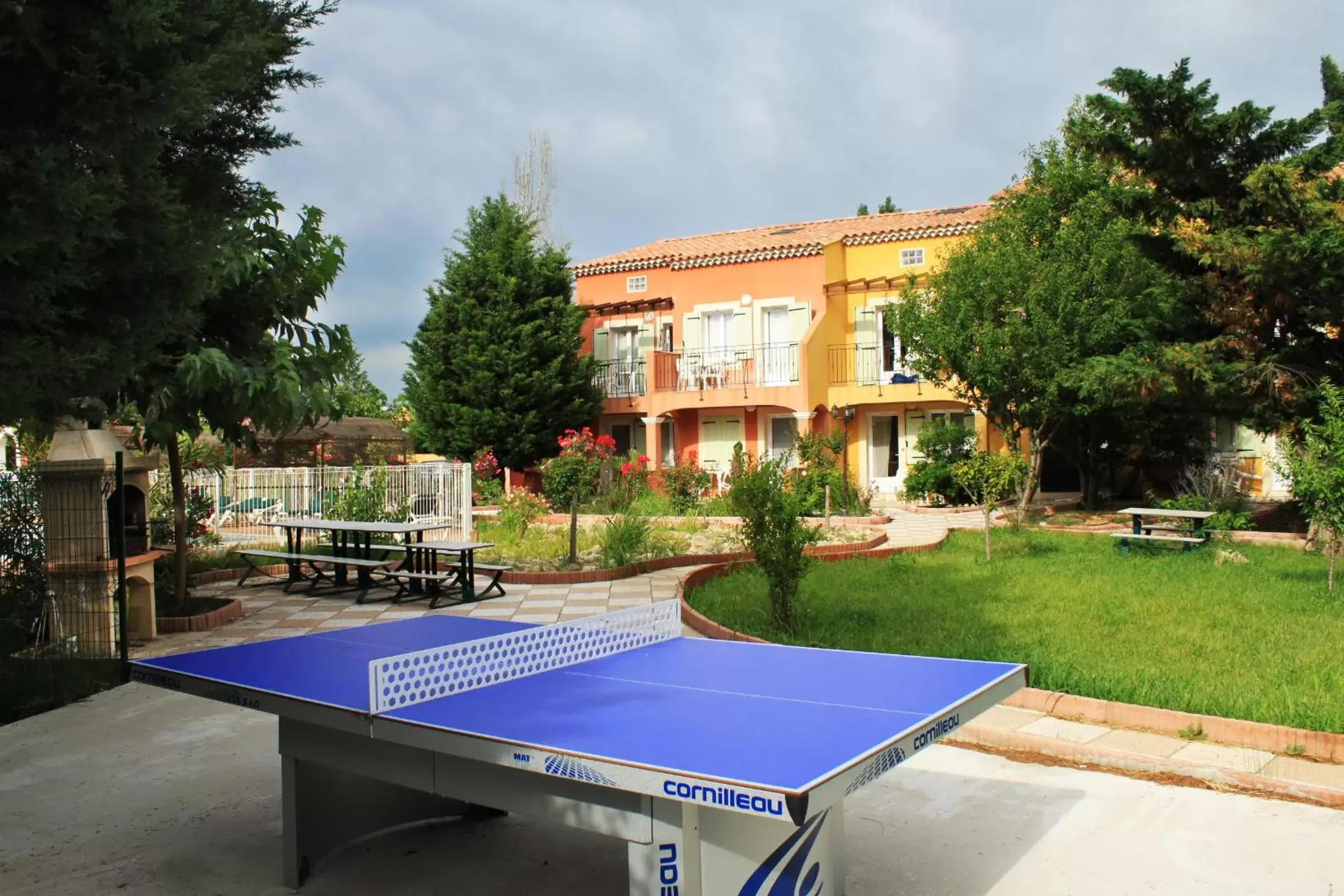 Table Tennis in Appart'Hotel Festival Sud Aqua - Avignon TGV