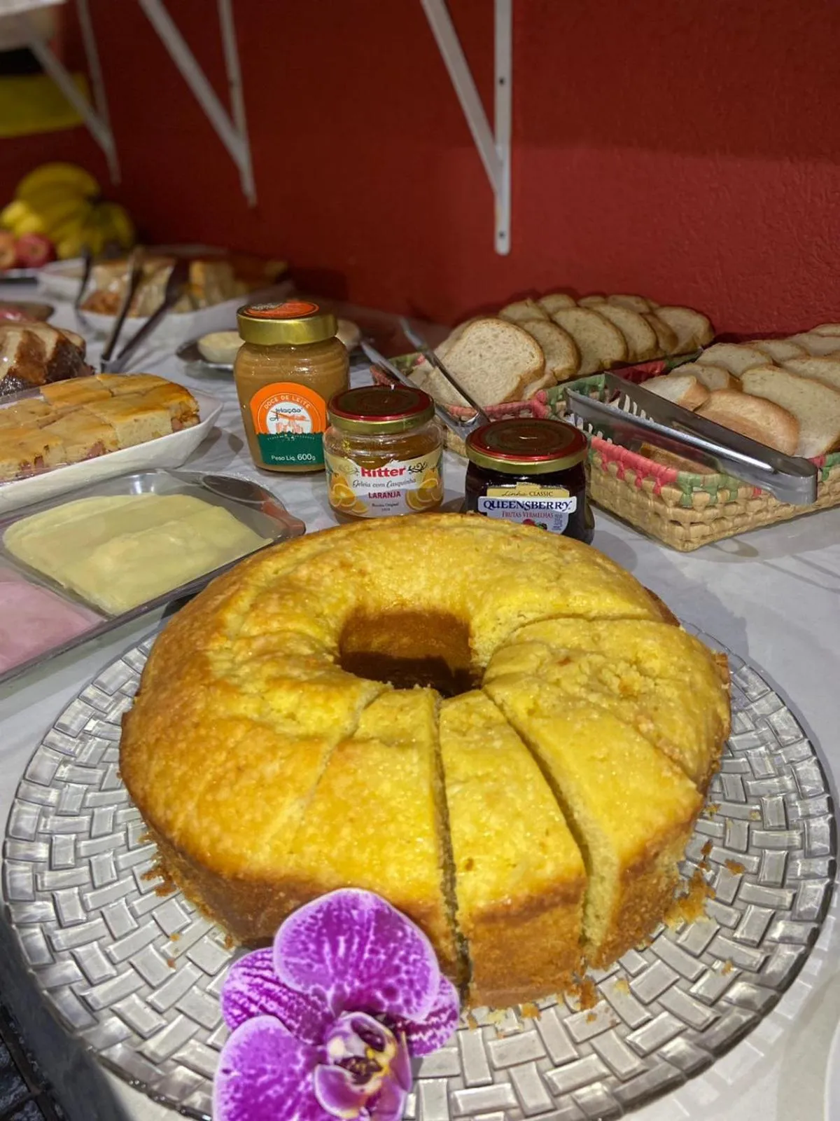 Breakfast in Pousada São Jorge
