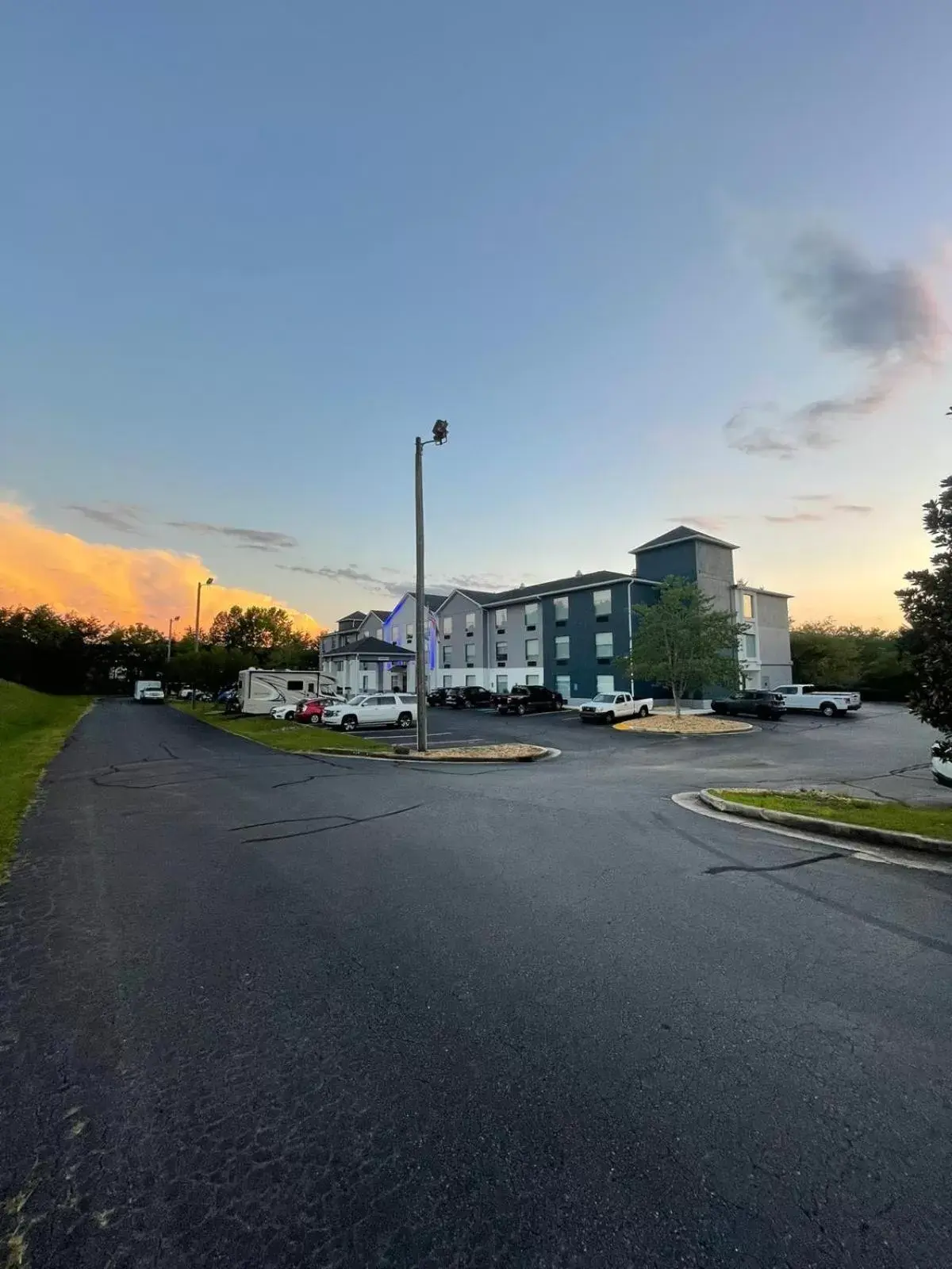 Holiday Inn Express Hotel & Suites Hiawassee, an IHG Hotel