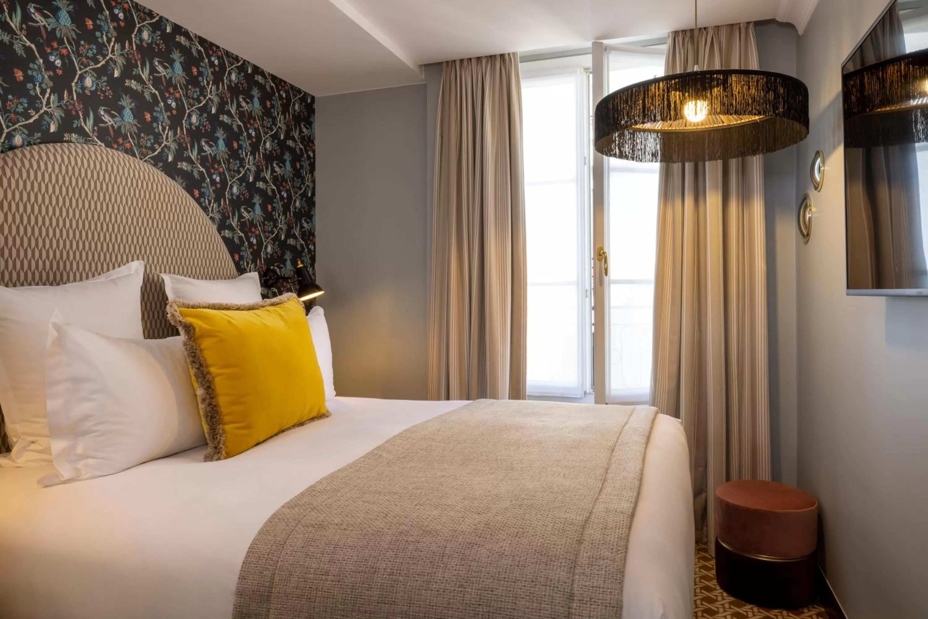 Bedroom, Bed in Hotel Bloum