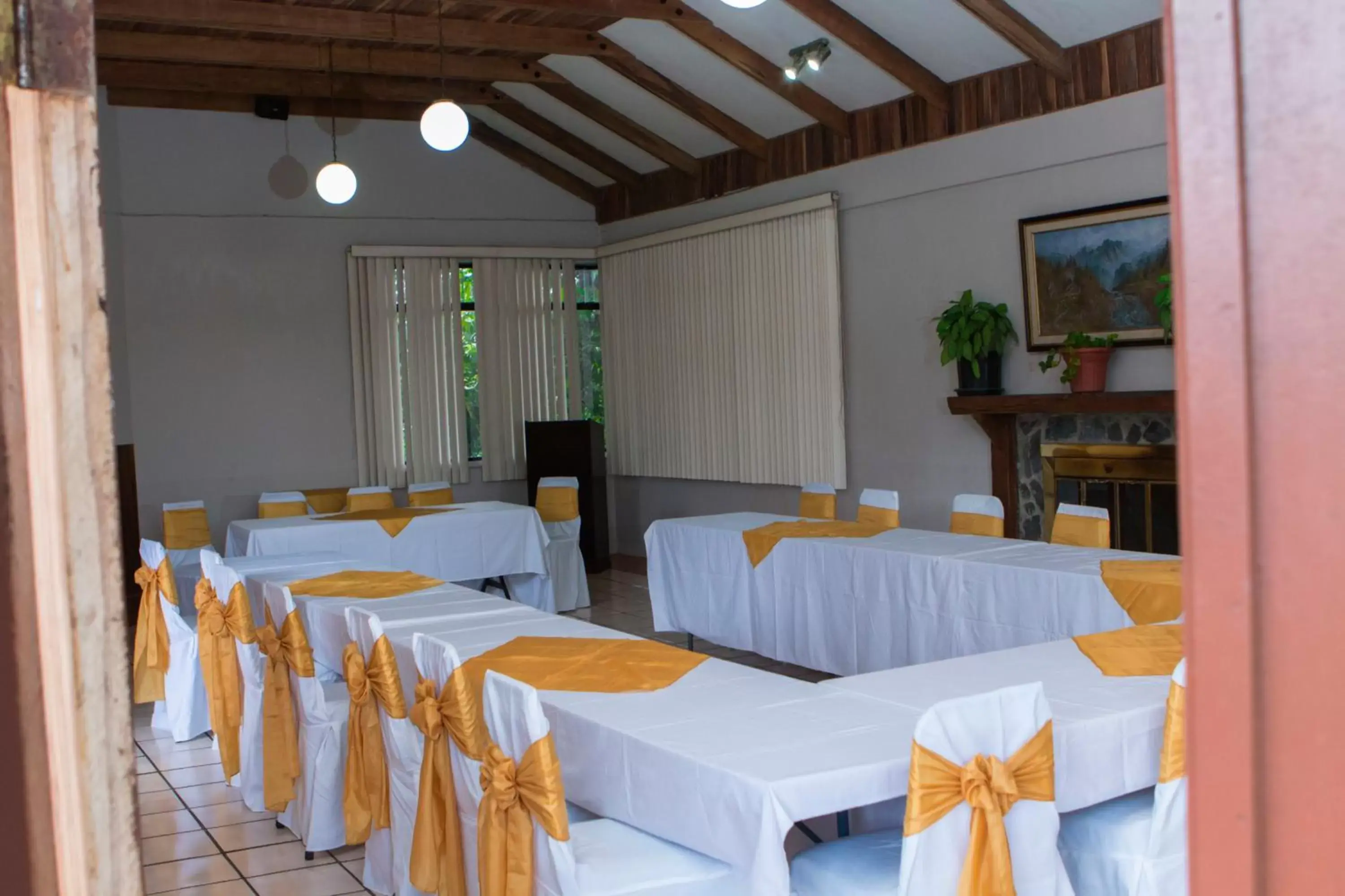 Meeting/conference room, Banquet Facilities in Hotel Villa Zurqui