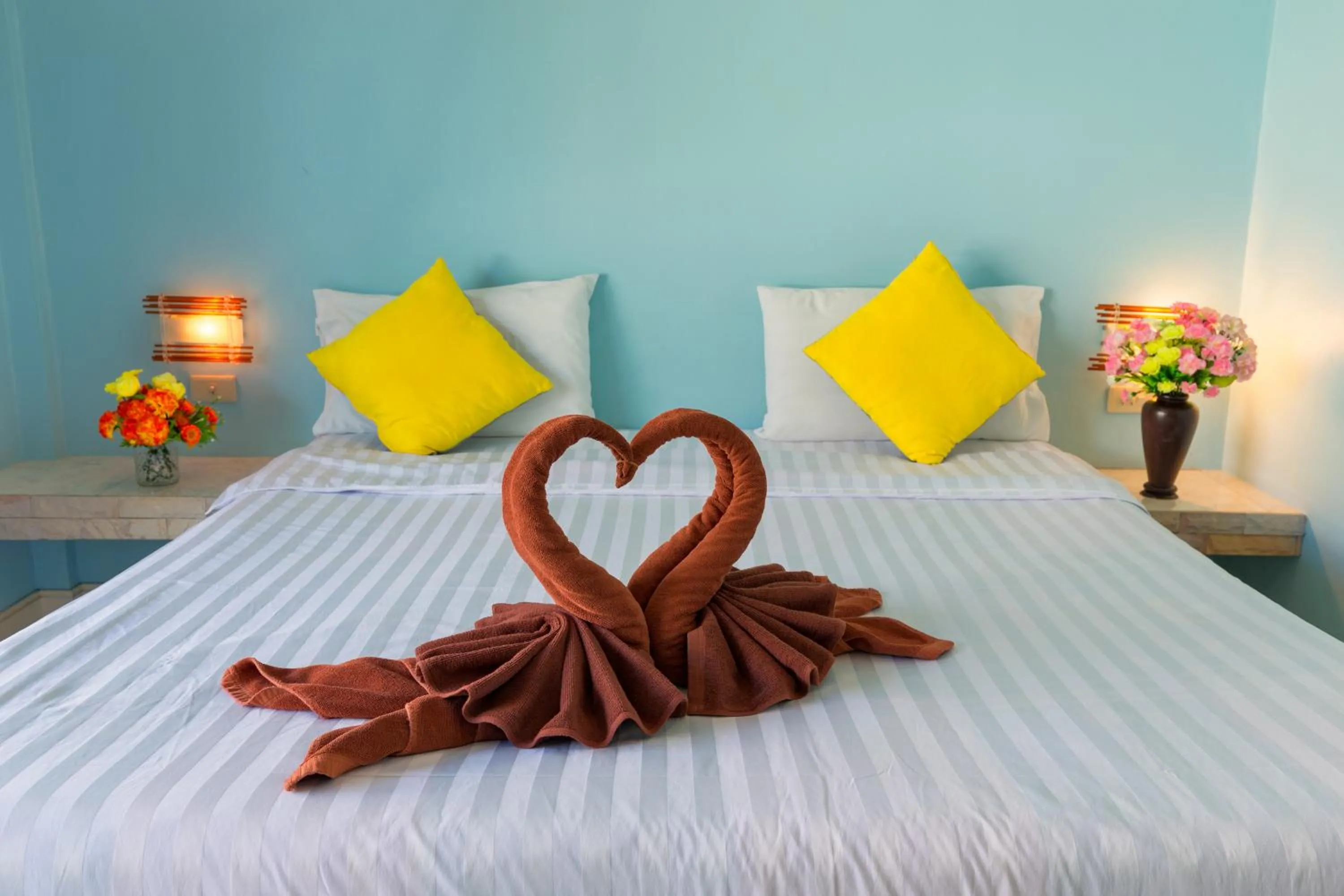 Bed in Baan Chaylay Resort Karon