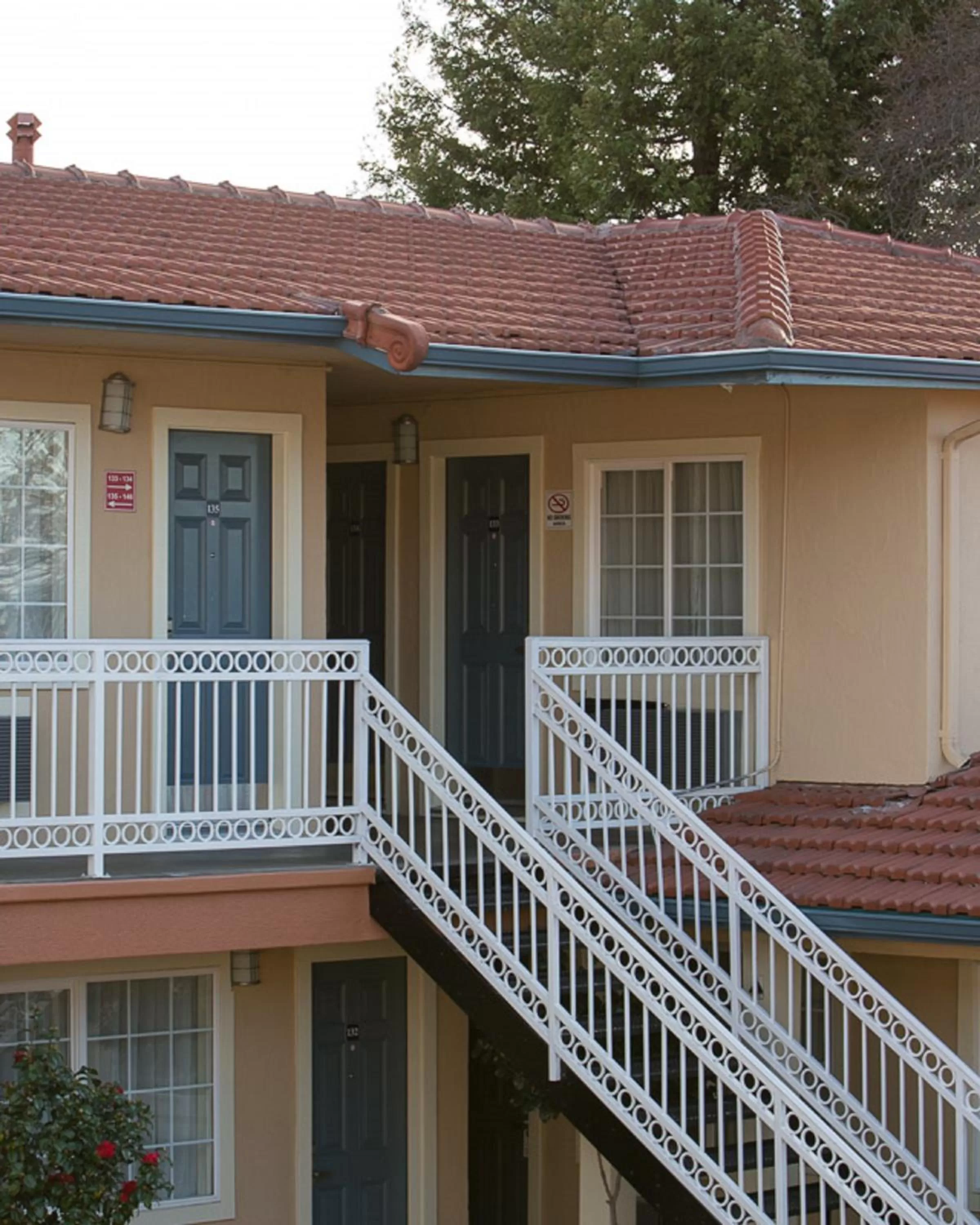 Other in Howard Johnson By Wyndham Berkeley