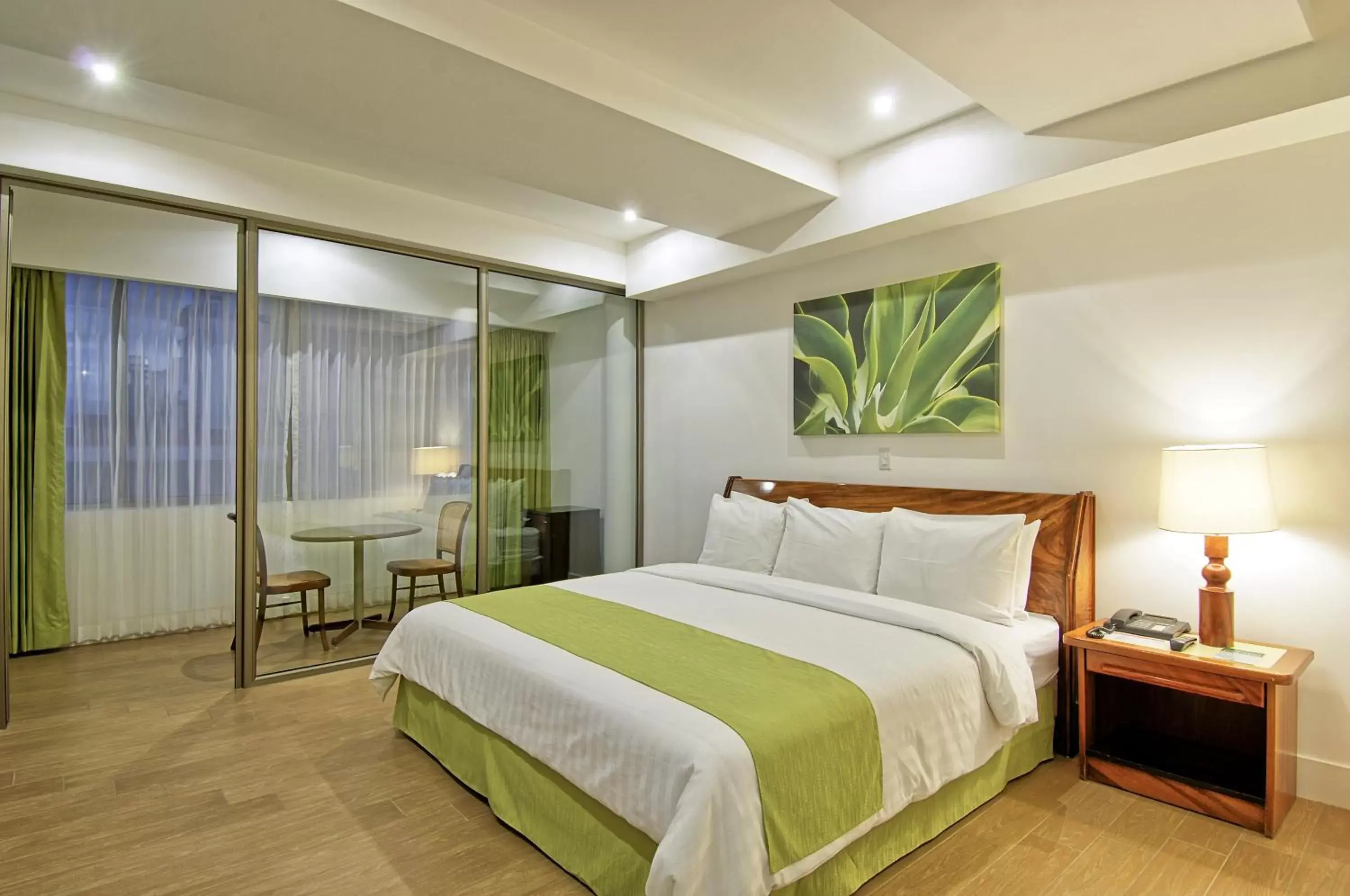 Bed in Balmoral Hotel San José CR, Historic District