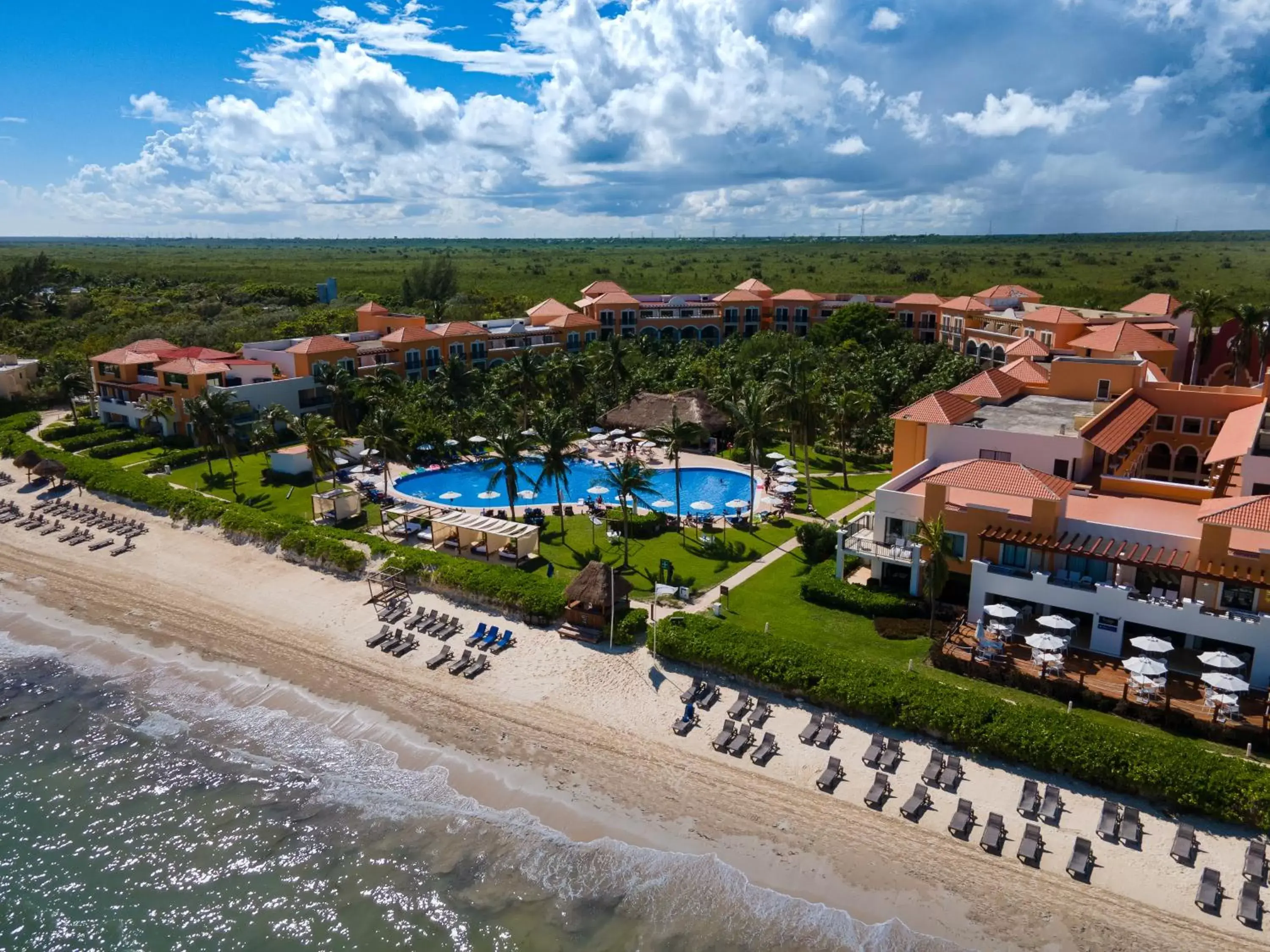 Property building, Bird's-eye View in El Beso Adults Only at Ocean Coral & Turquesa All Inclusive