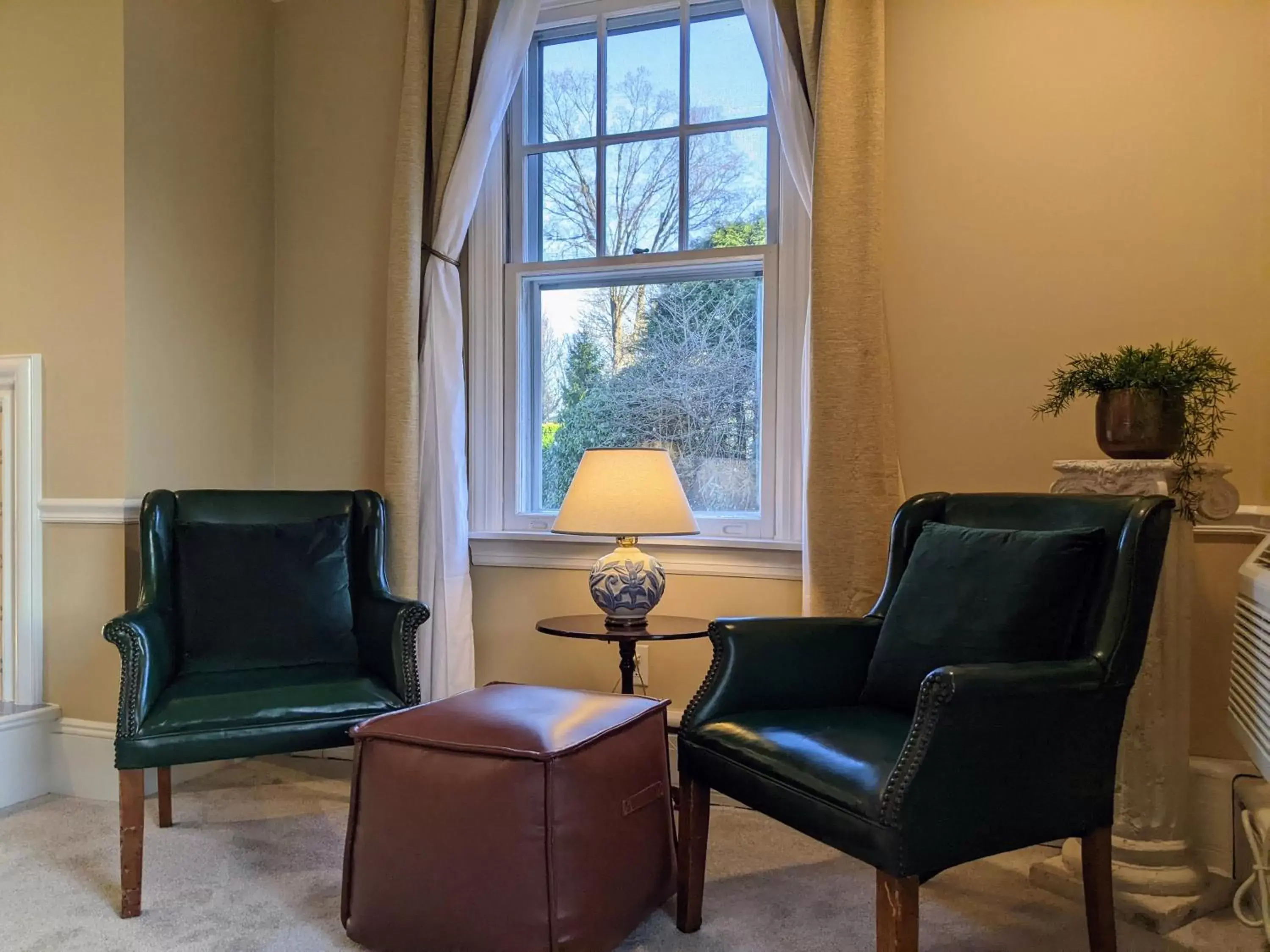 Seating Area in Stanton House Inn