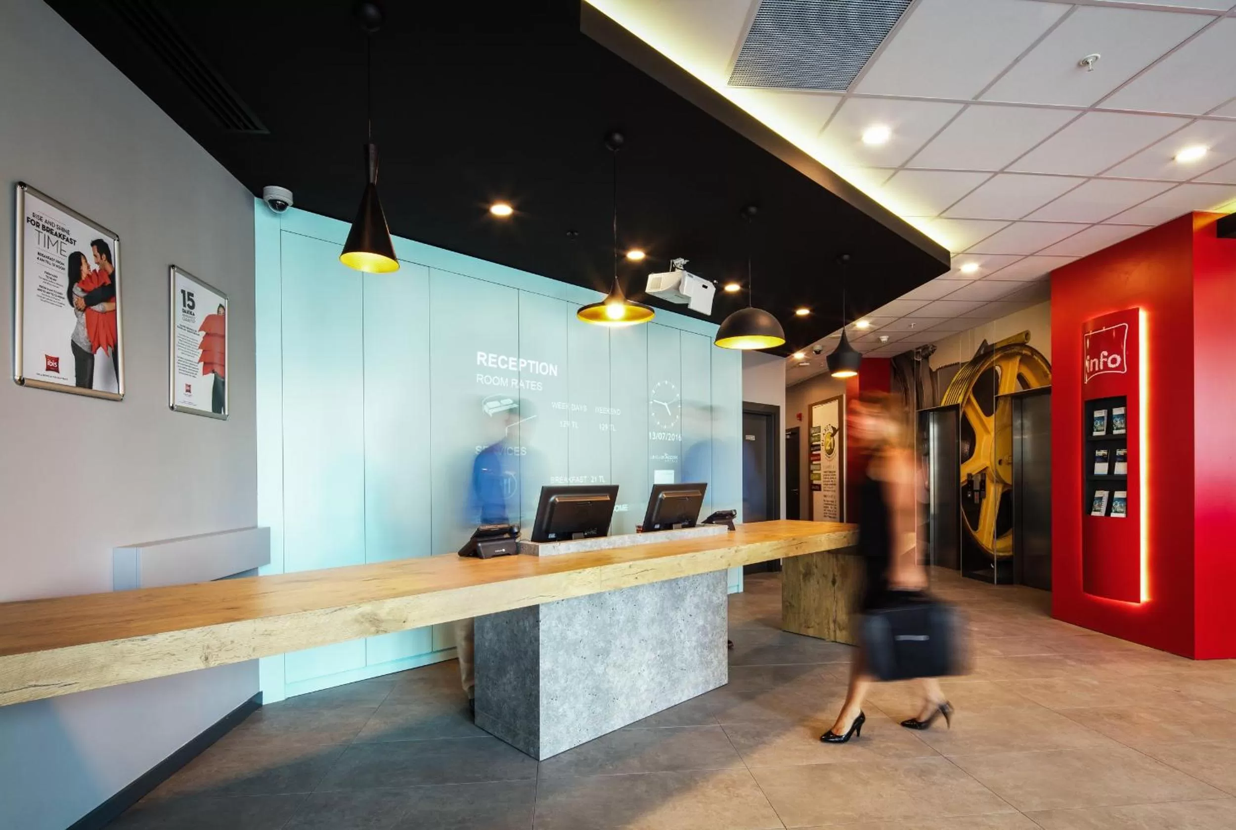 Lobby or reception in Ibis Istanbul West