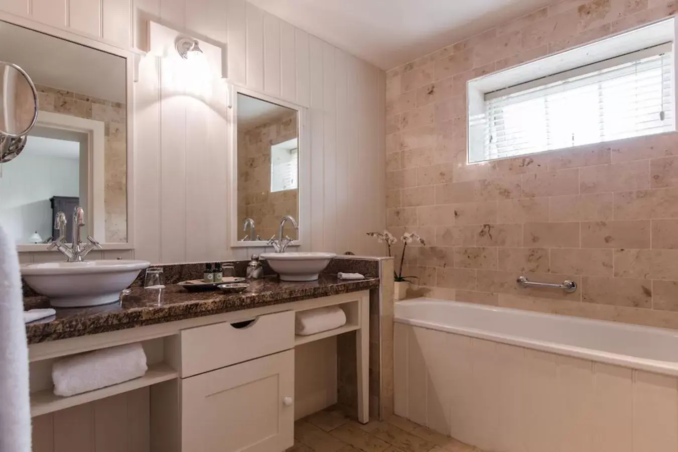 Bathroom in Lough Eske Castle