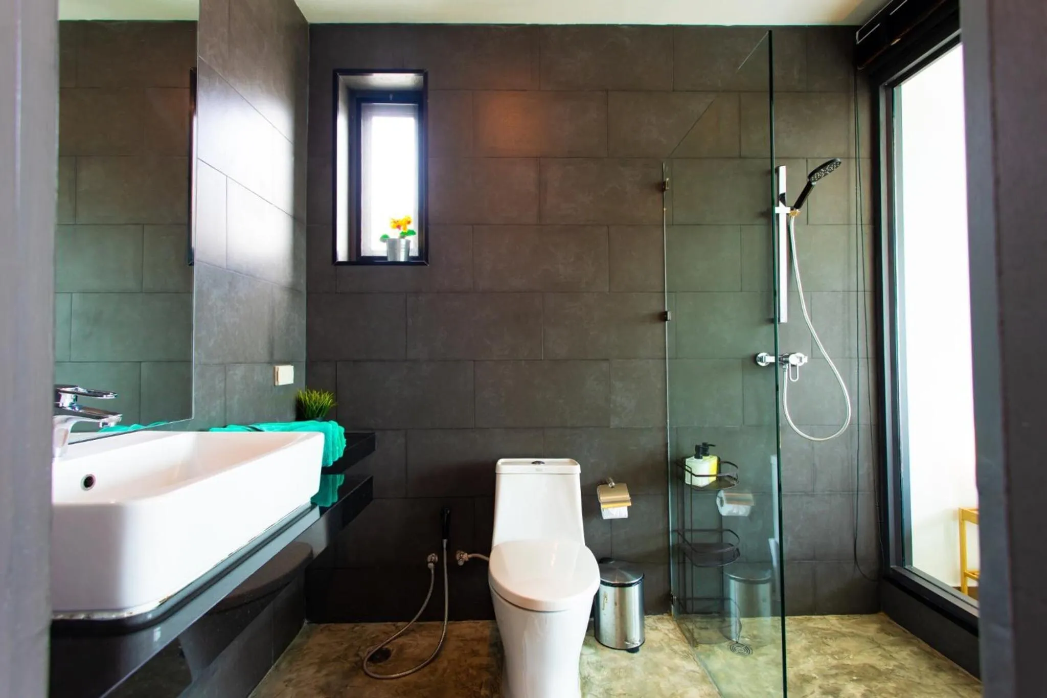 Toilet in Baan Saint-Tropez Seaview Villas Kata Beach