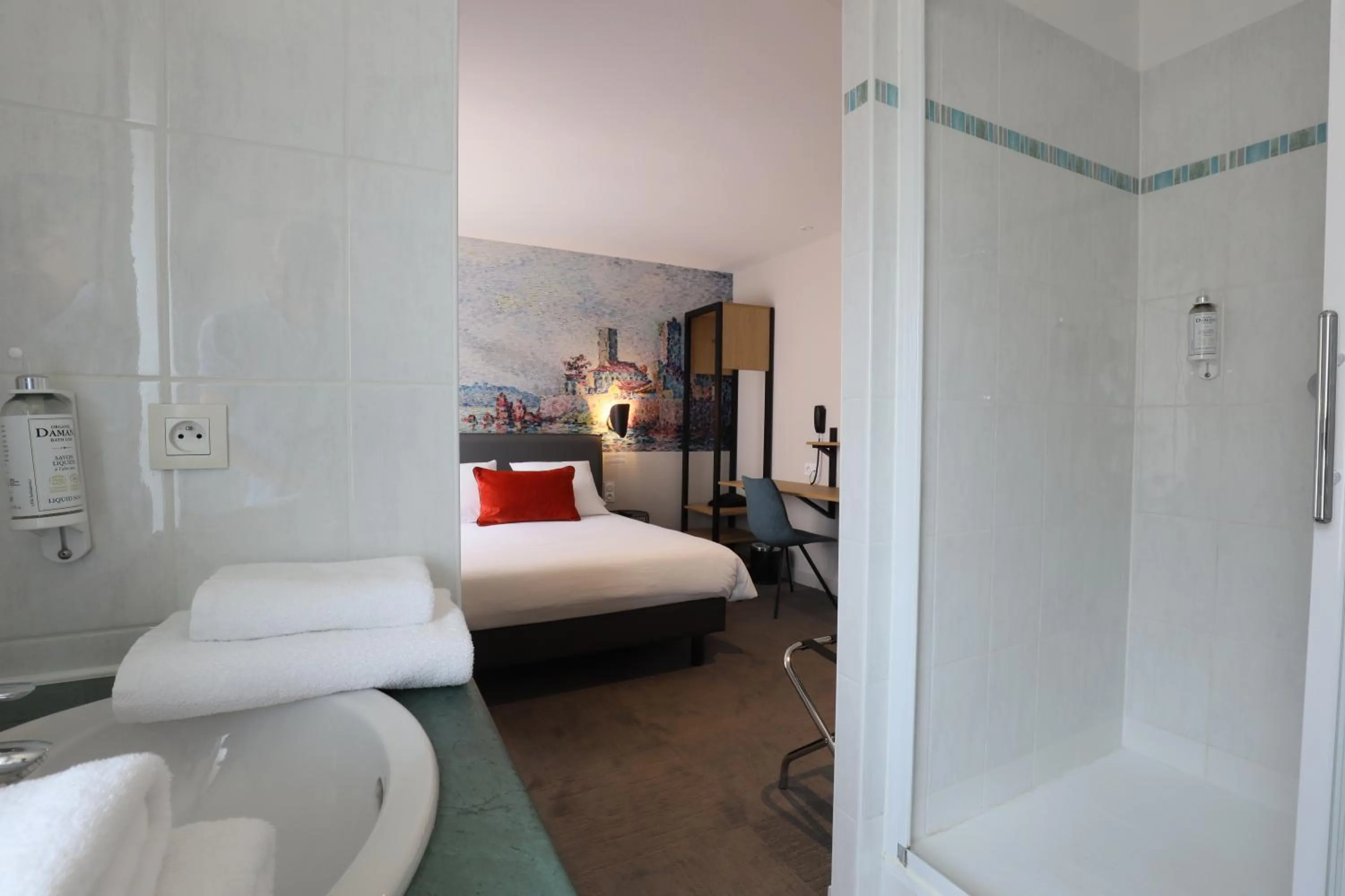 Bed in Hôtel la Capelle Millau