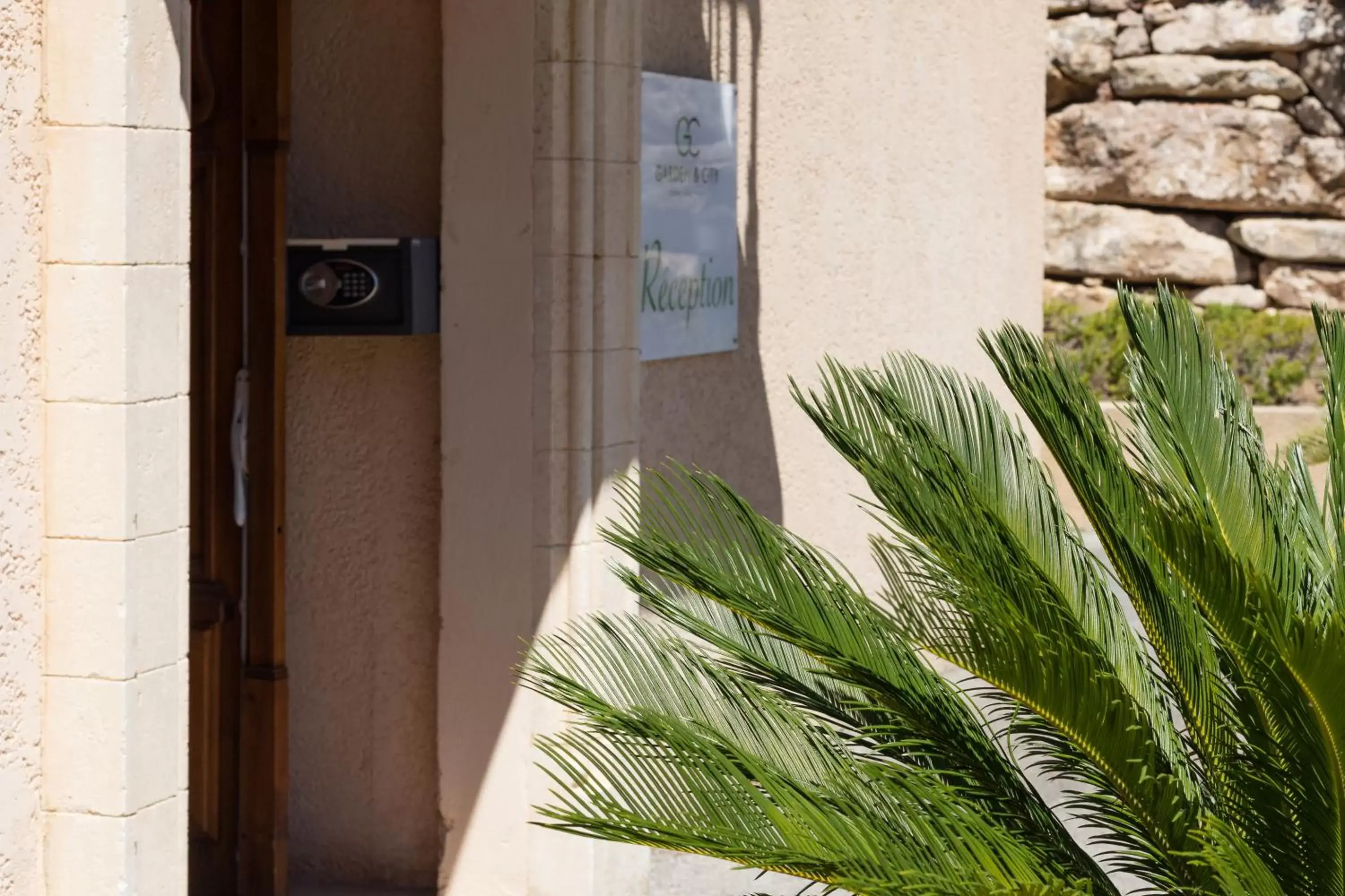 Lobby or reception in Garden & City Les Bastides de Grimaud