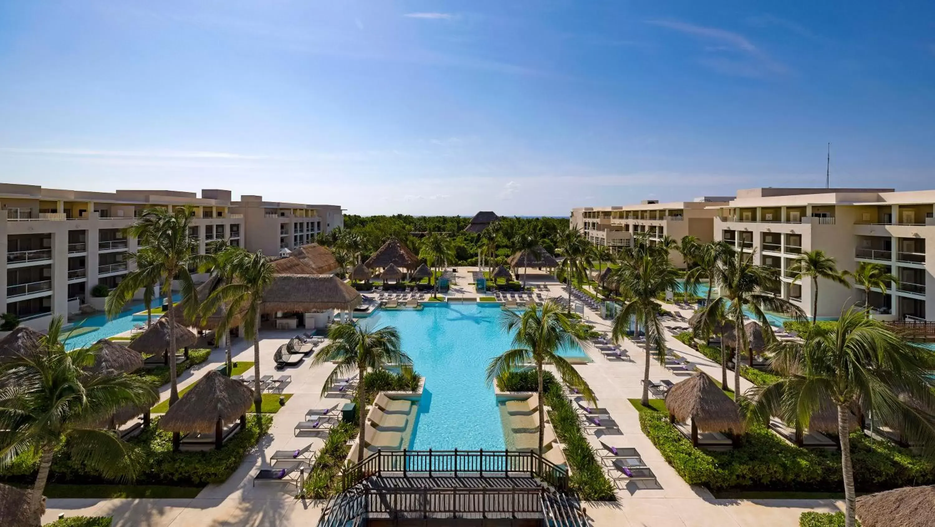 Swimming pool, Pool View in Paradisus Playa del Carmen All Inclusive