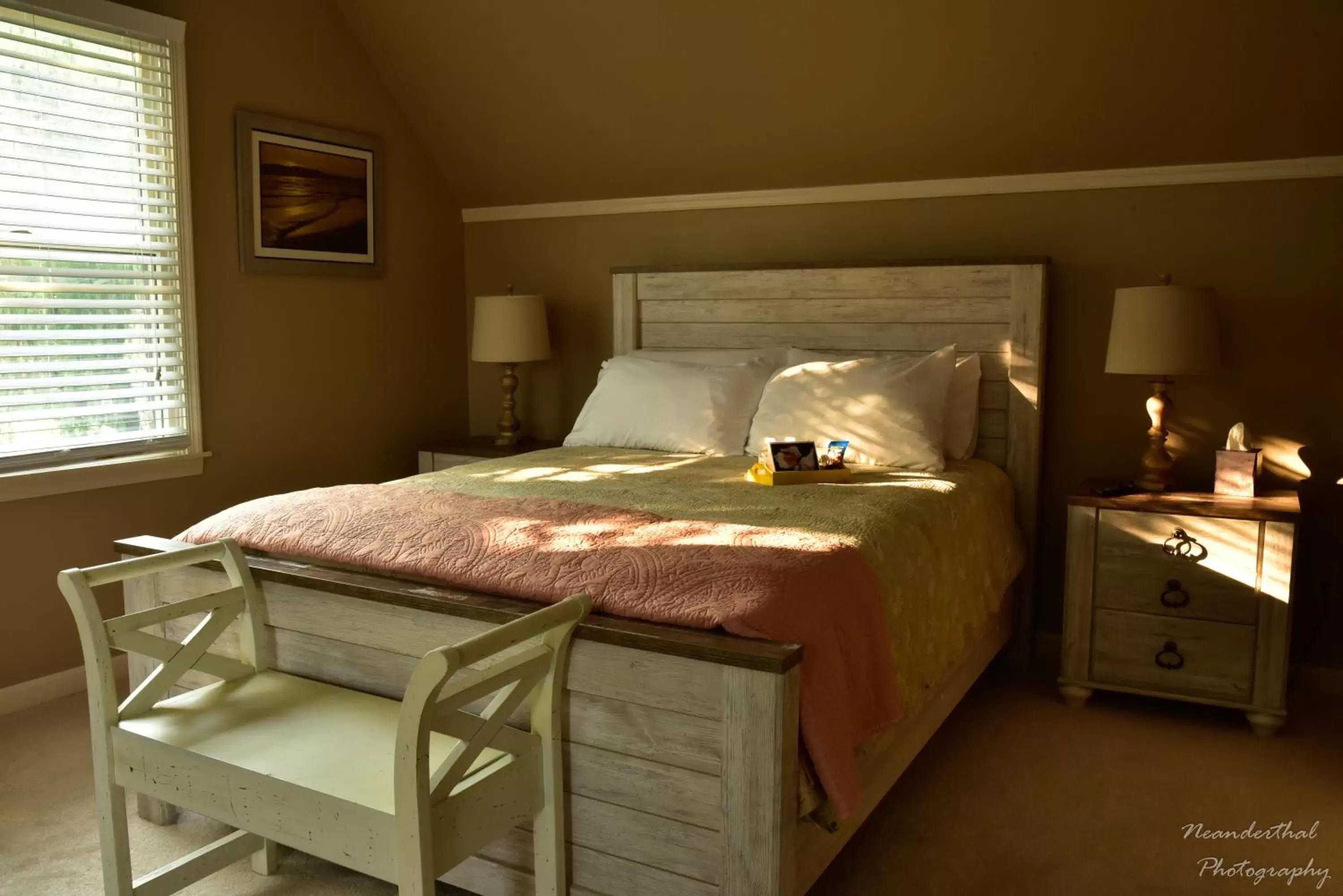 Bedroom, Bed in The Yellow Rose of Talbot Bed and Breakfast