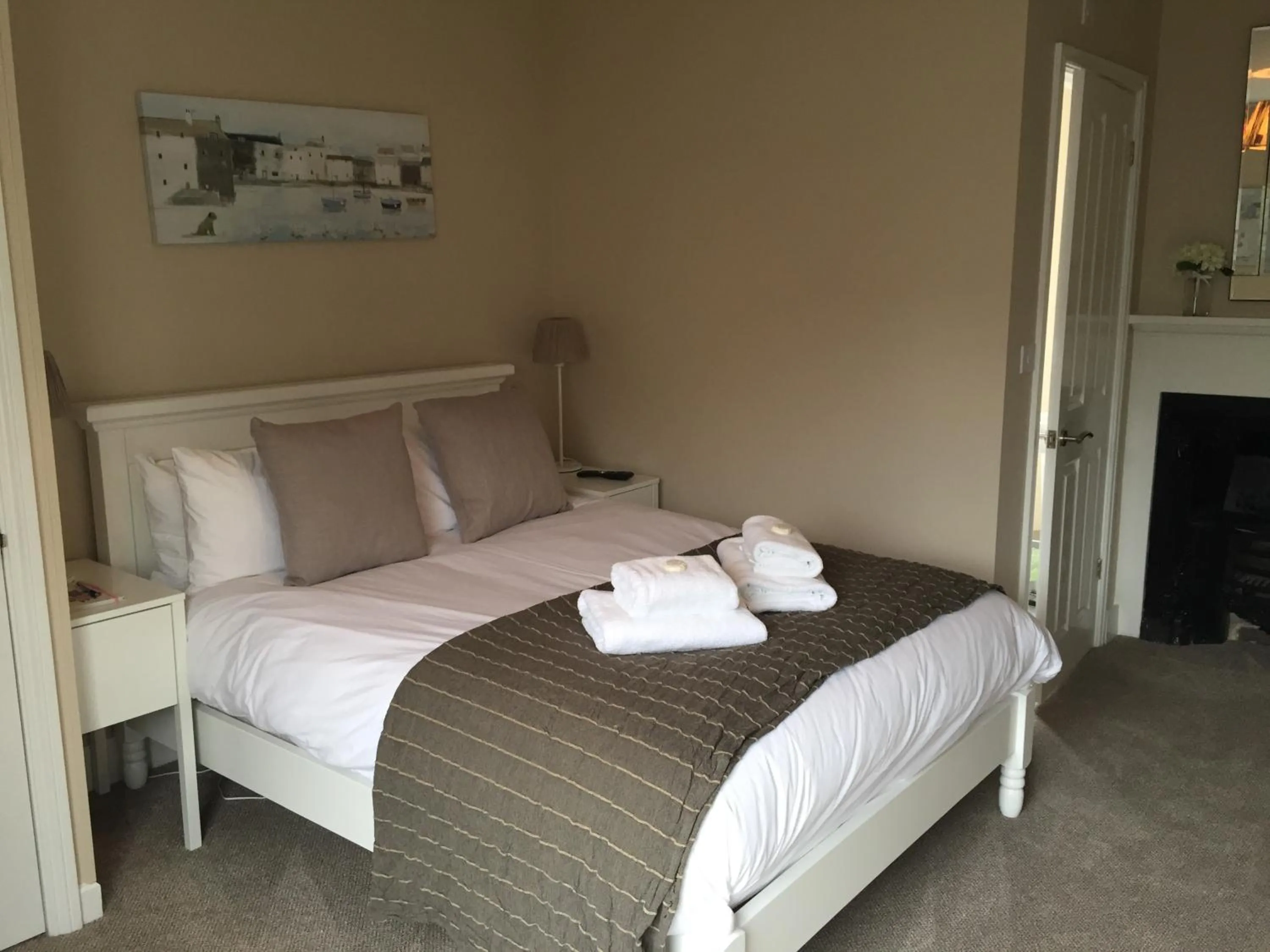 Decorative detail, Bed in The Swan Hotel Bar and Grill