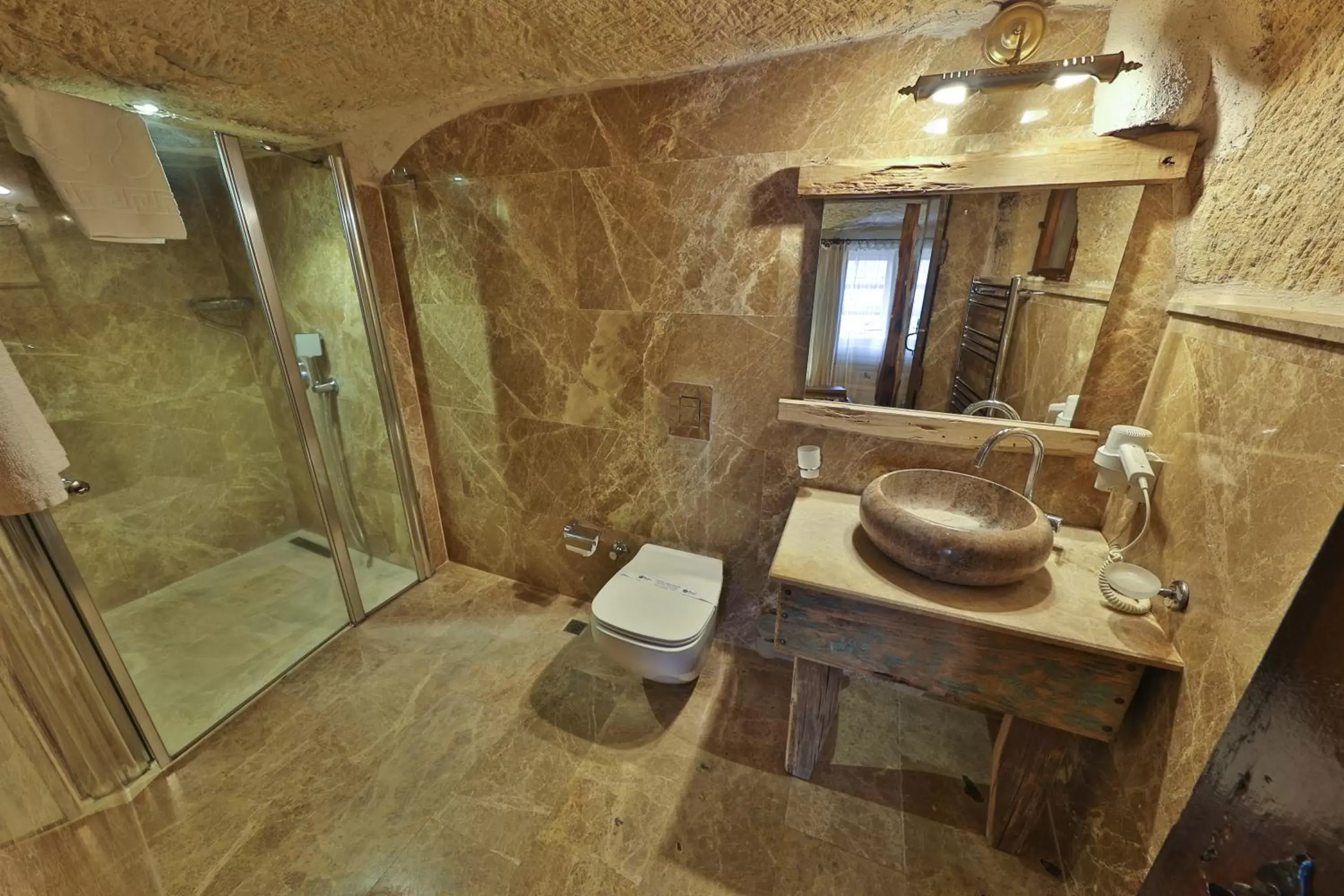 Bathroom in Divan Cave House