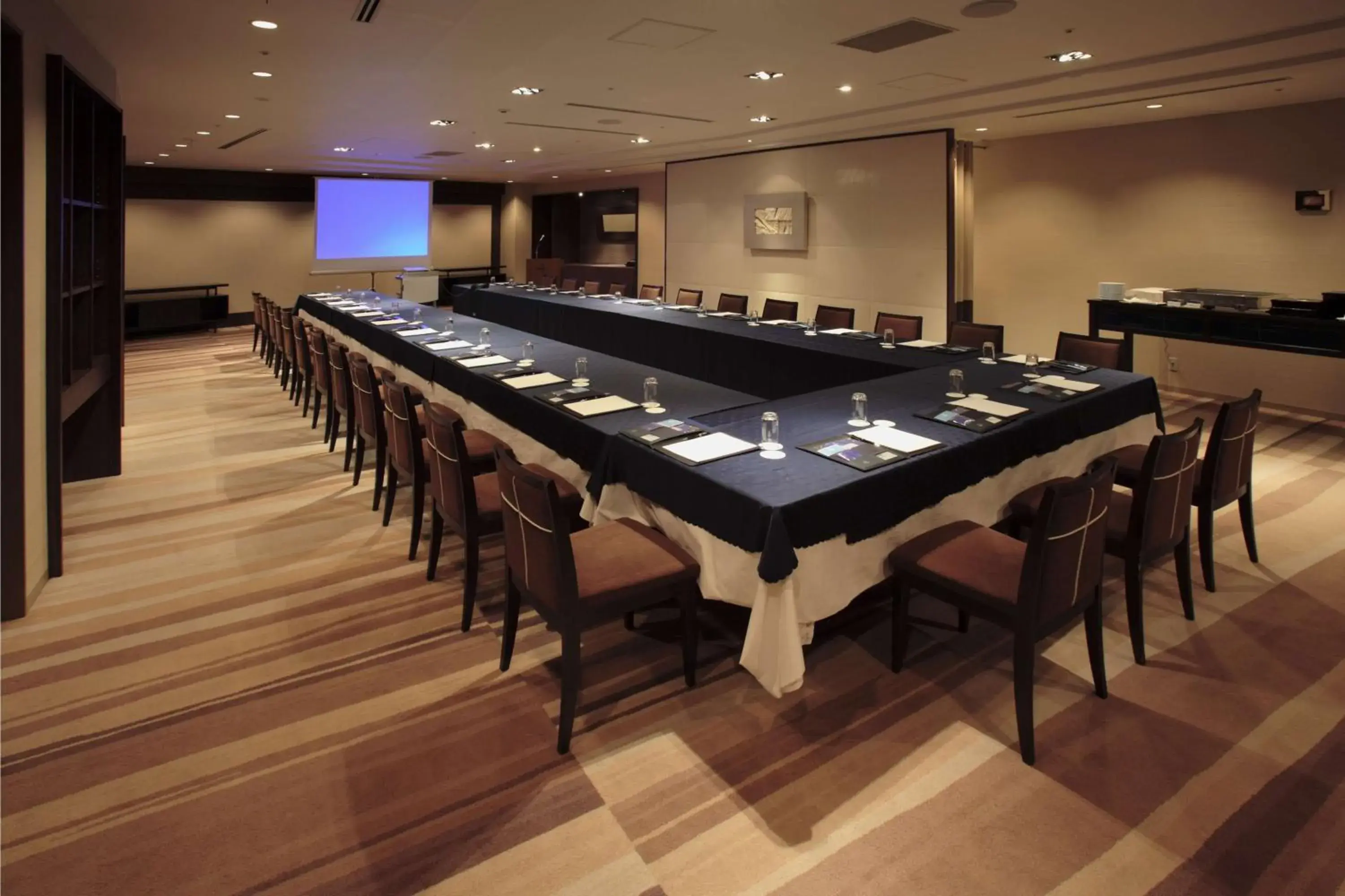 Meeting/conference room in Hilton Tokyo Narita Airport Hotel