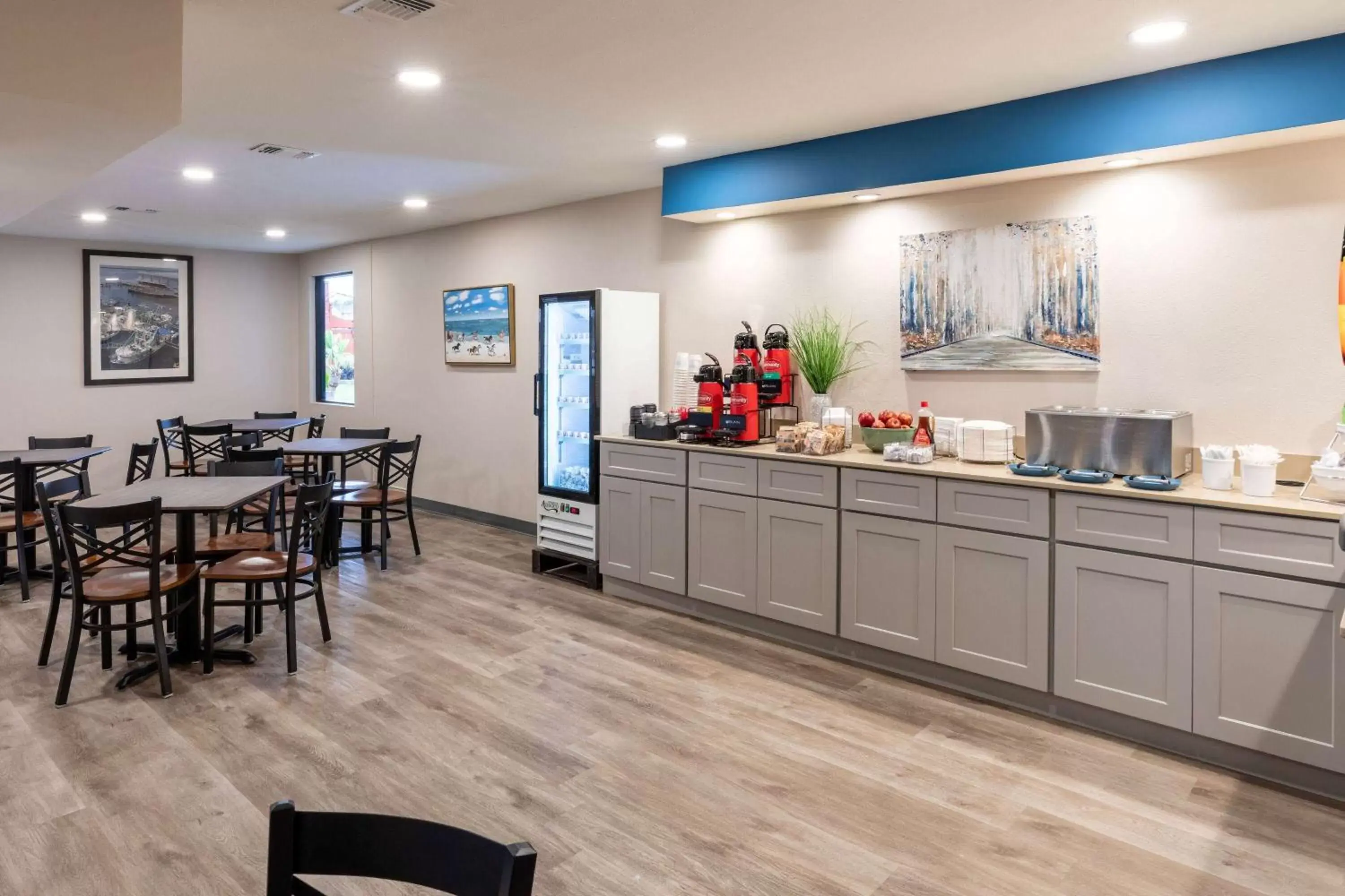 Breakfast, Restaurant/Places to Eat in Baymont by Wyndham Biloxi - Ocean Springs