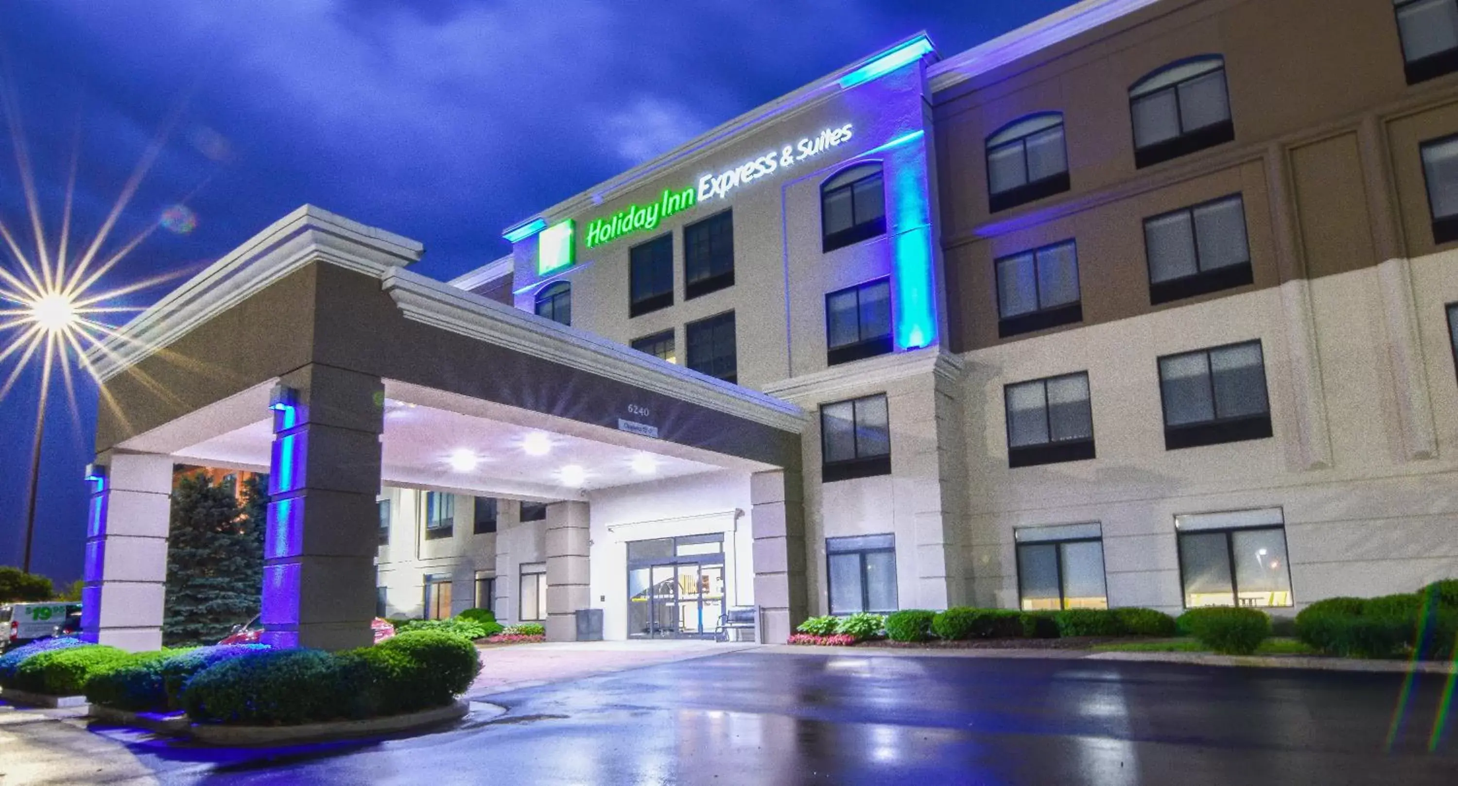 Property Building in Holiday Inn Express & Suites - Indianapolis Northwest, an IHG Hotel