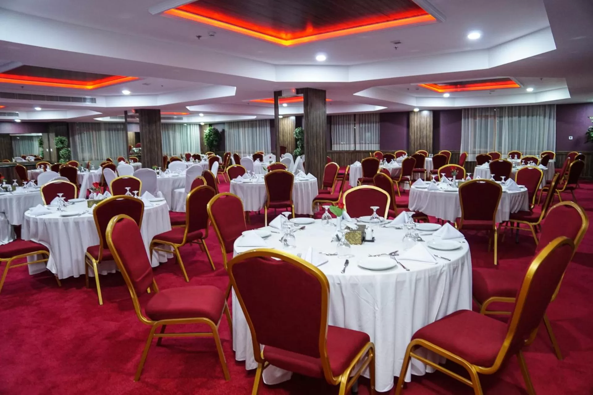 Business facilities in Arman Hotel Juffair Mall