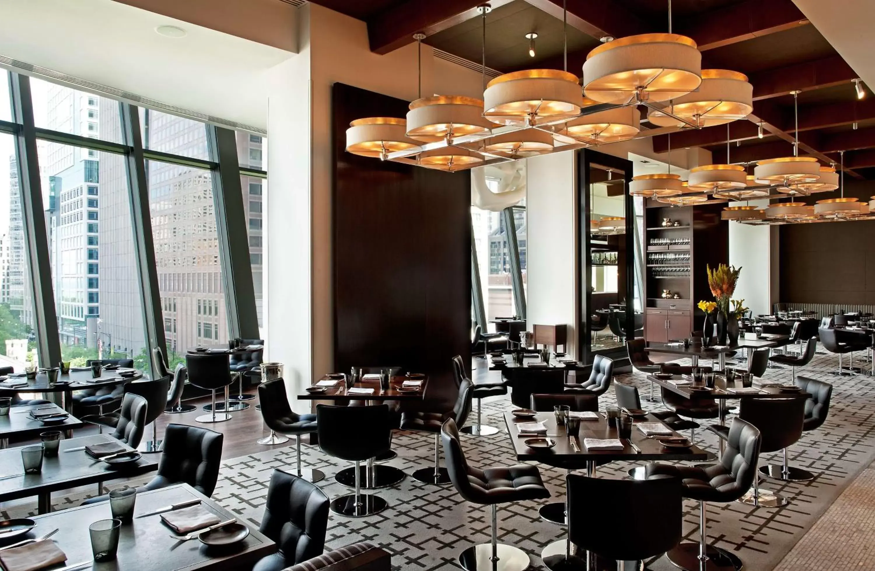 Restaurant/Places to Eat in Park Hyatt Chicago