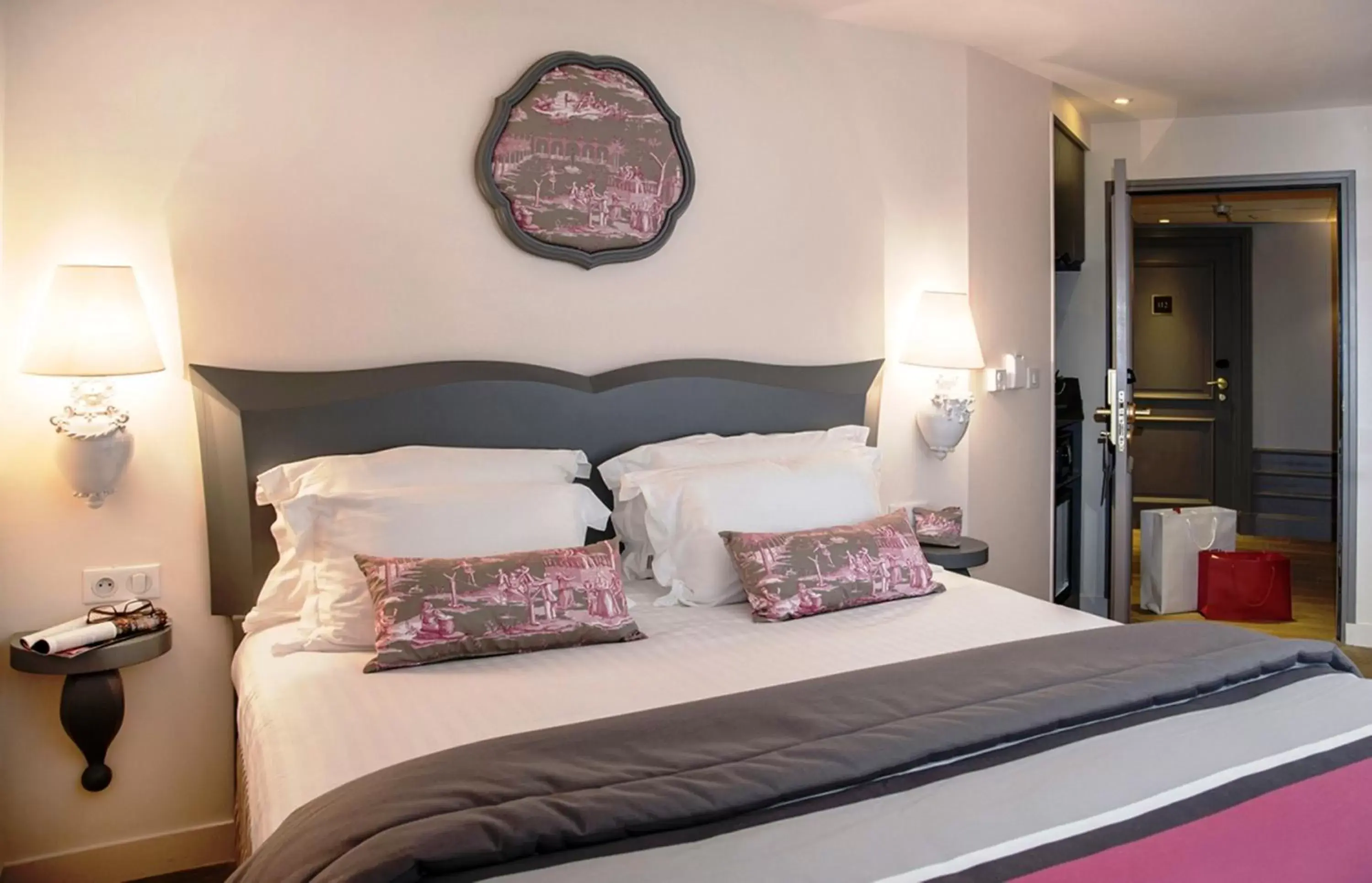 Bed in Relais des Trois Châteaux Hôtel-Restaurant - Teritoria Bed in Relais des Trois Châteaux Hôtel-Restaurant - Teritoria