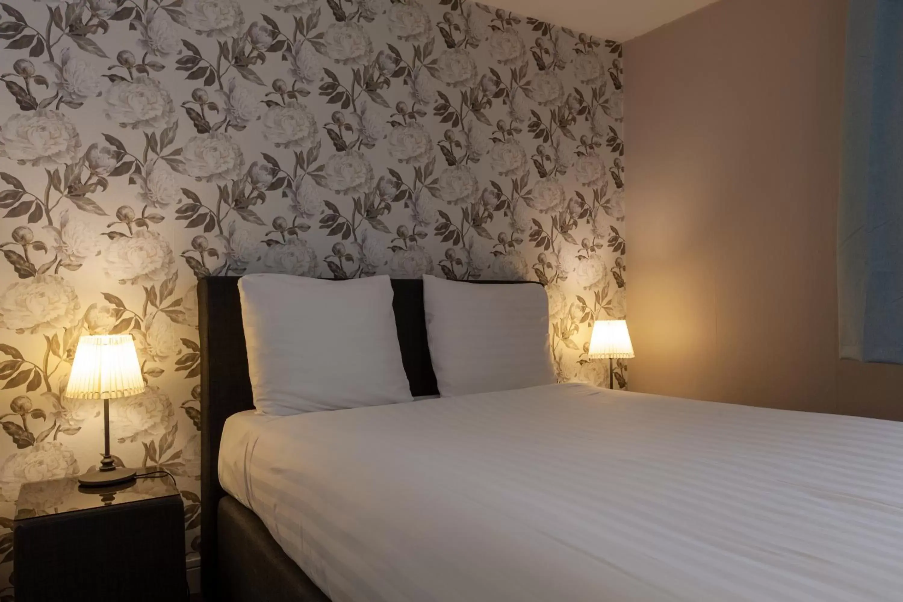 Bedroom, Bed in Amsterdam Hotel Uithoorn Bedroom, Bed in Amsterdam Hotel Uithoorn