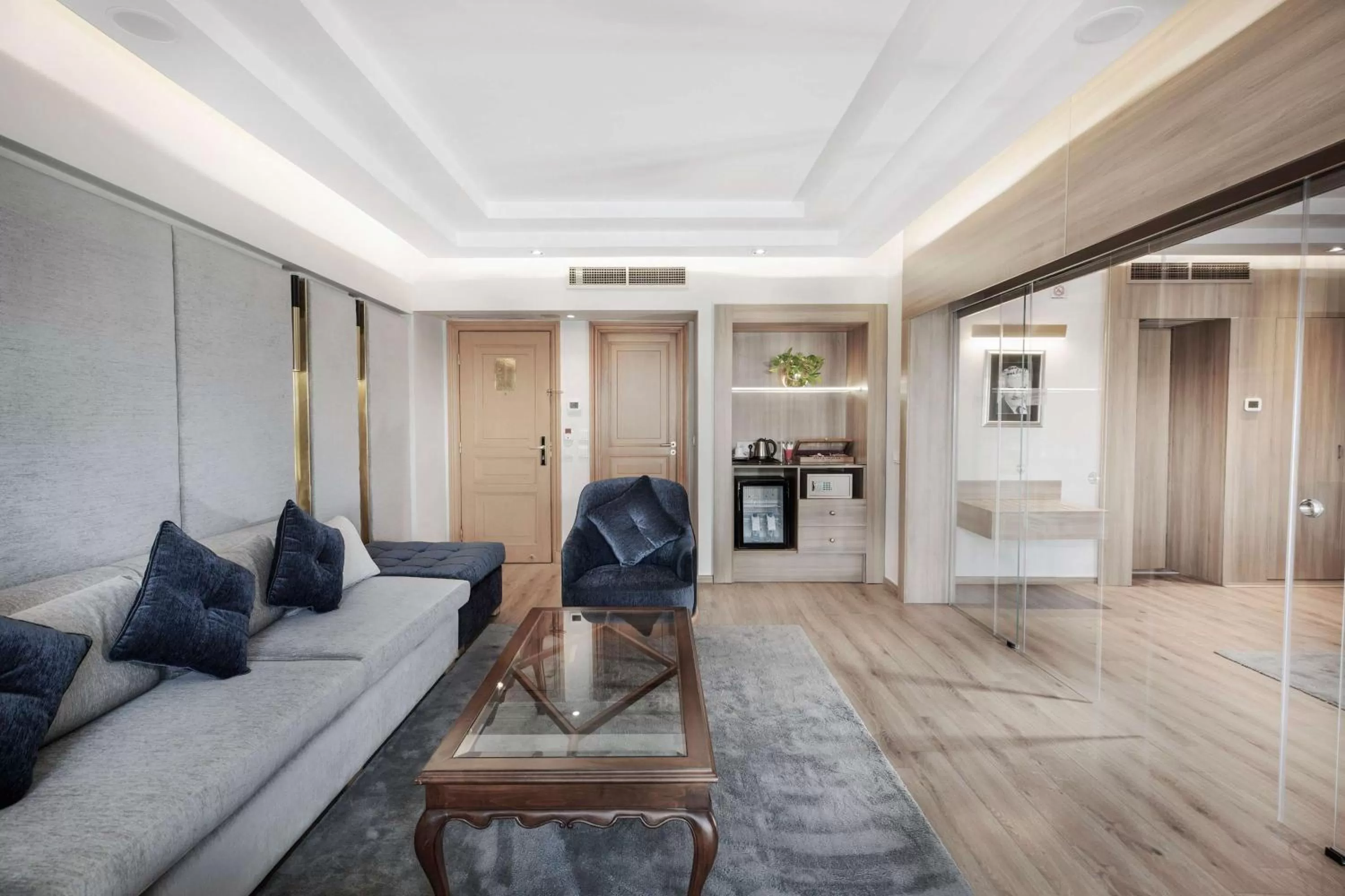 Bedroom in Steigenberger Nile Palace Luxor - Convention Center