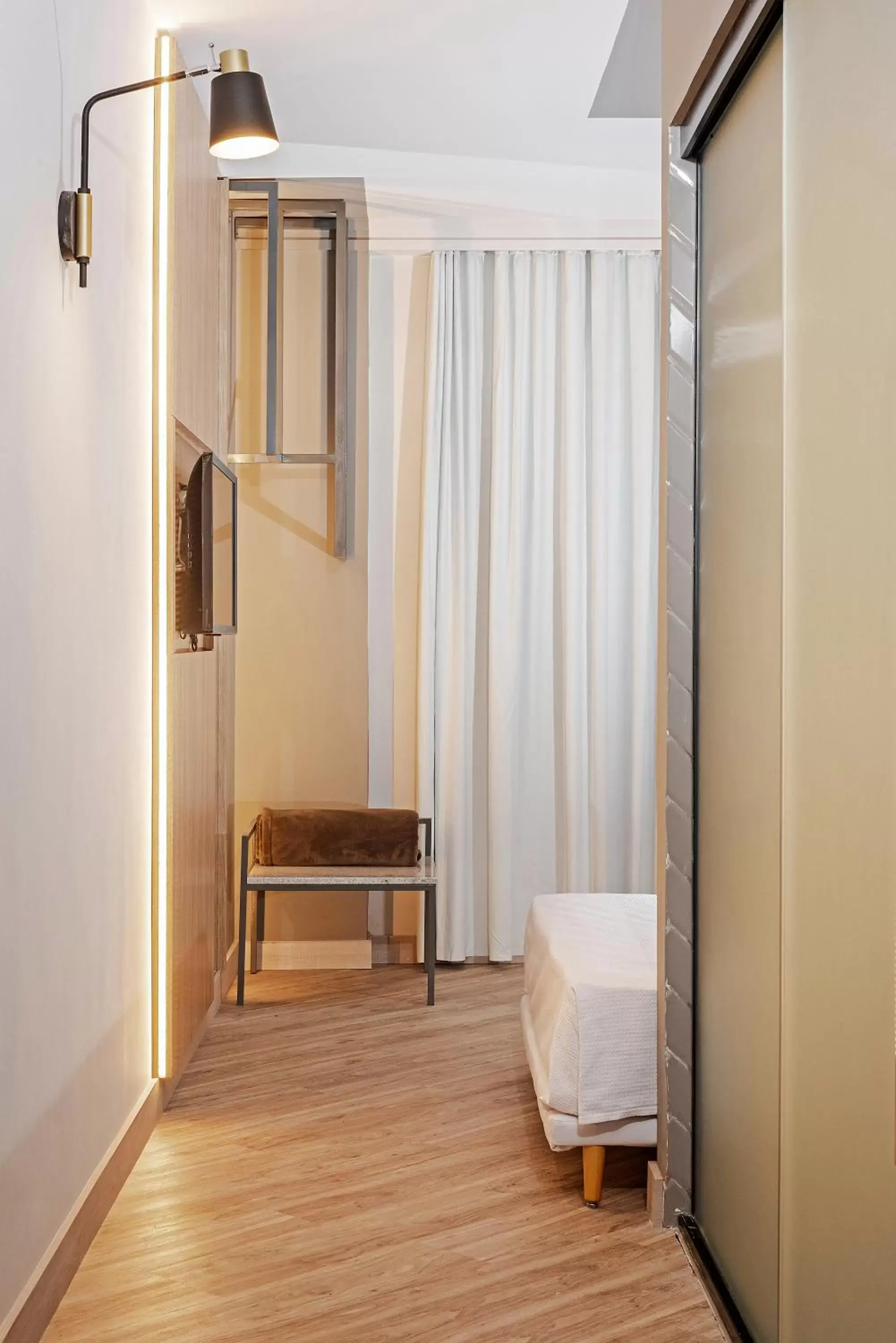 Photo of the whole room, Bed in Slim Hotel Curitiba Alto da XV Photo of the whole room, Bed in Slim Hotel Curitiba Alto da XV