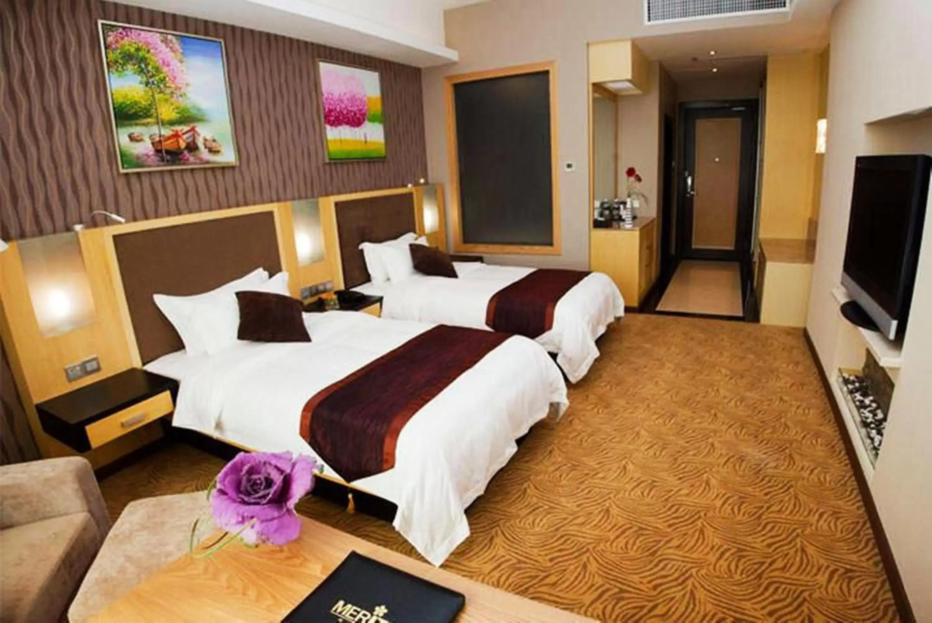 Photo of the whole room, Bed in Meritz Hotel