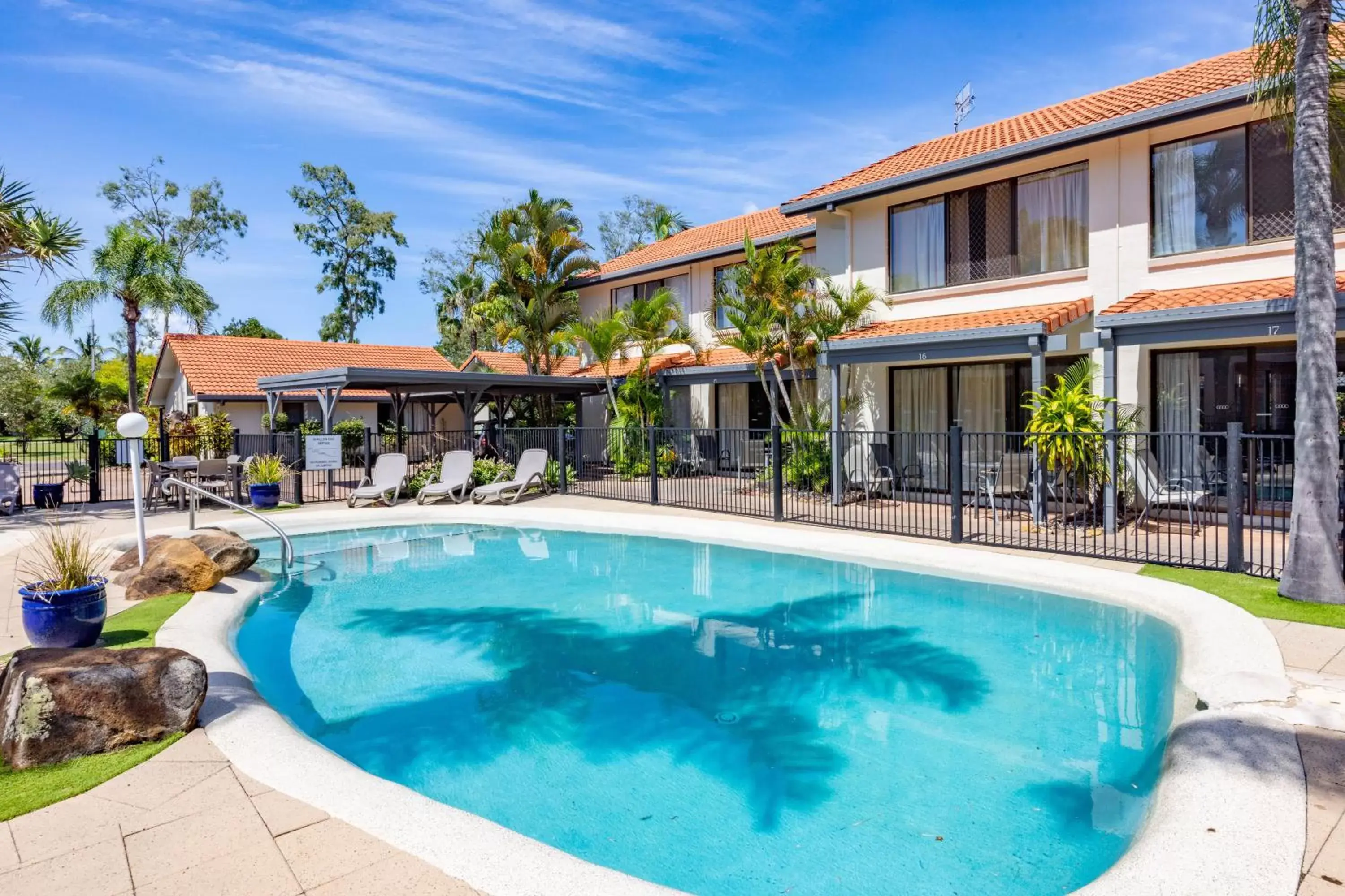 Swimming Pool in Wolngarin Holiday Resort Noosa