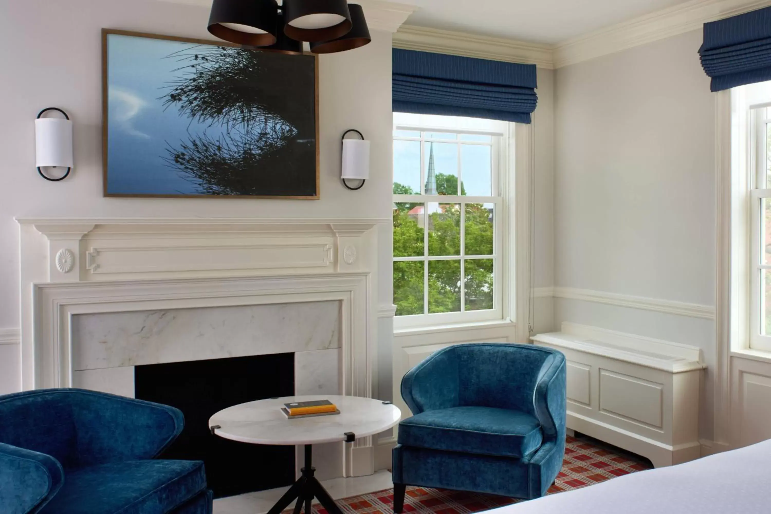 Photo of the whole room, Seating Area in Morrison House Old Town Alexandria, Autograph Collection