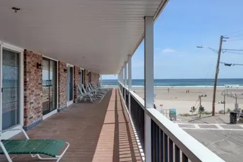 Balcony/Terrace in Norseman Resort on the Beach