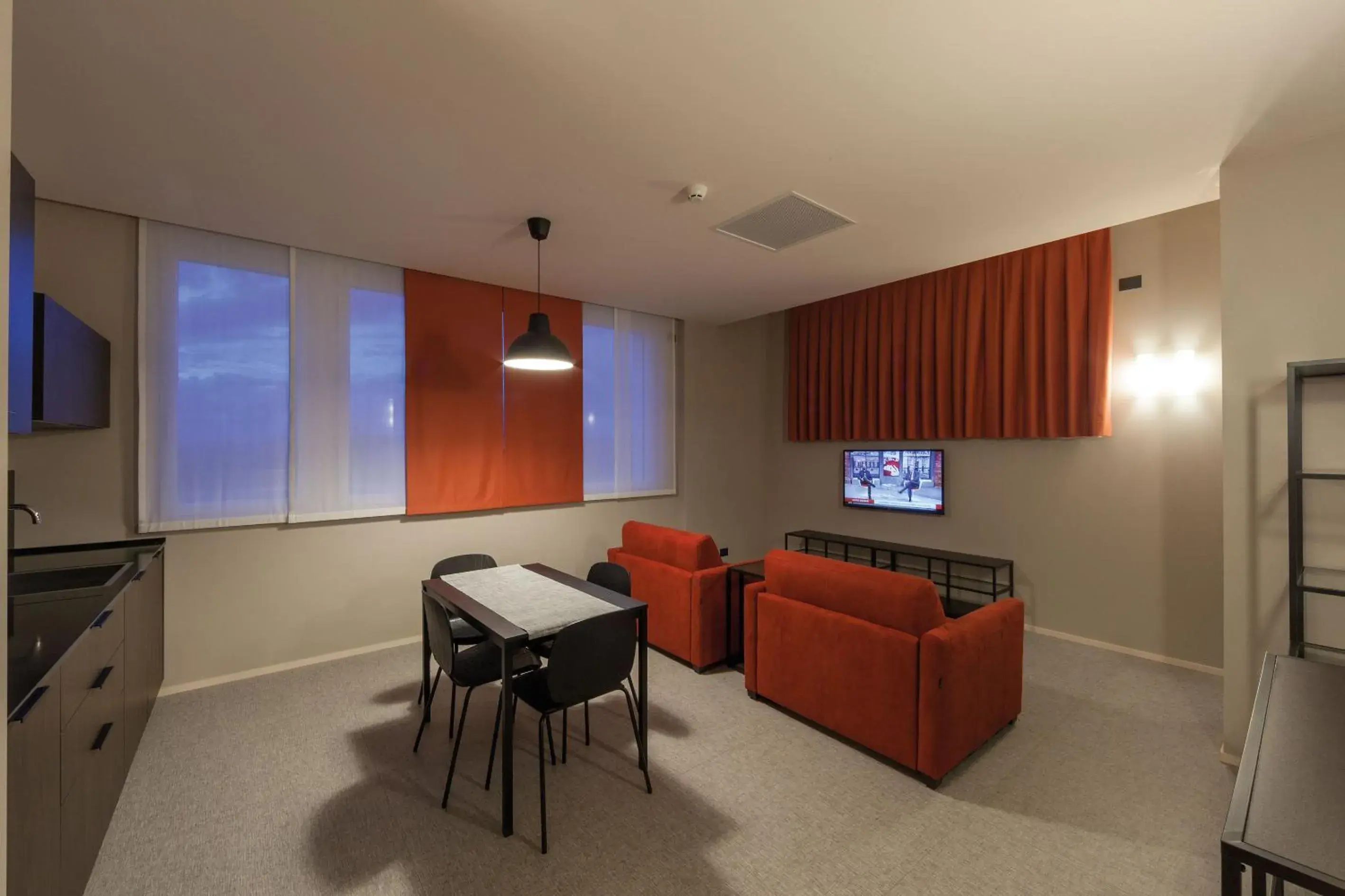 TV and multimedia, TV/Entertainment Center in Hotel Dimora Del Monaco