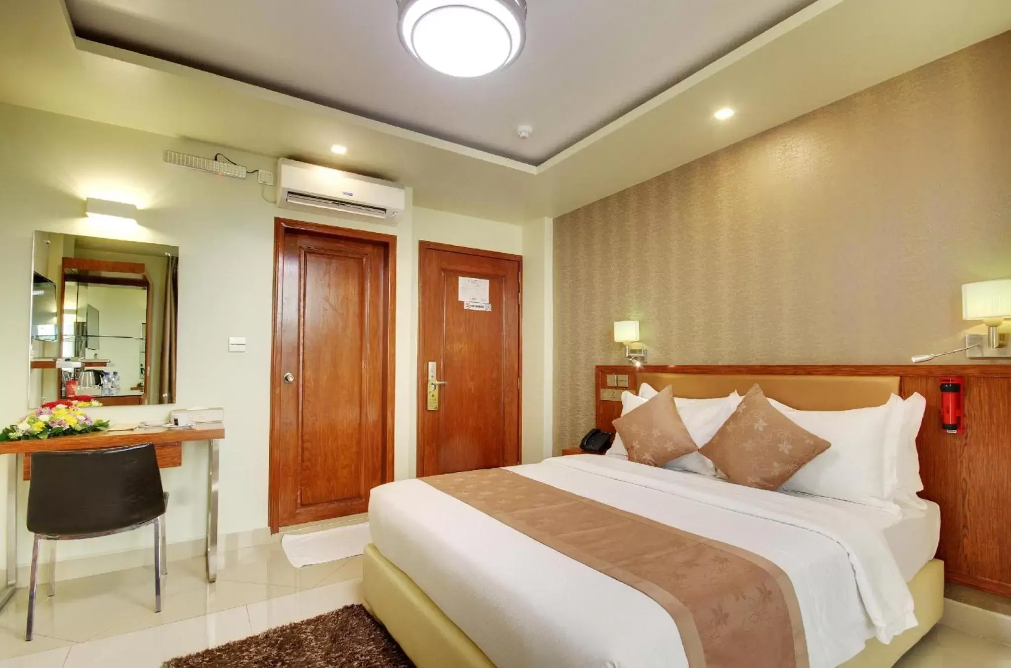 Photo of the whole room, Bed in Unima Grand Photo of the whole room, Bed in Unima Grand