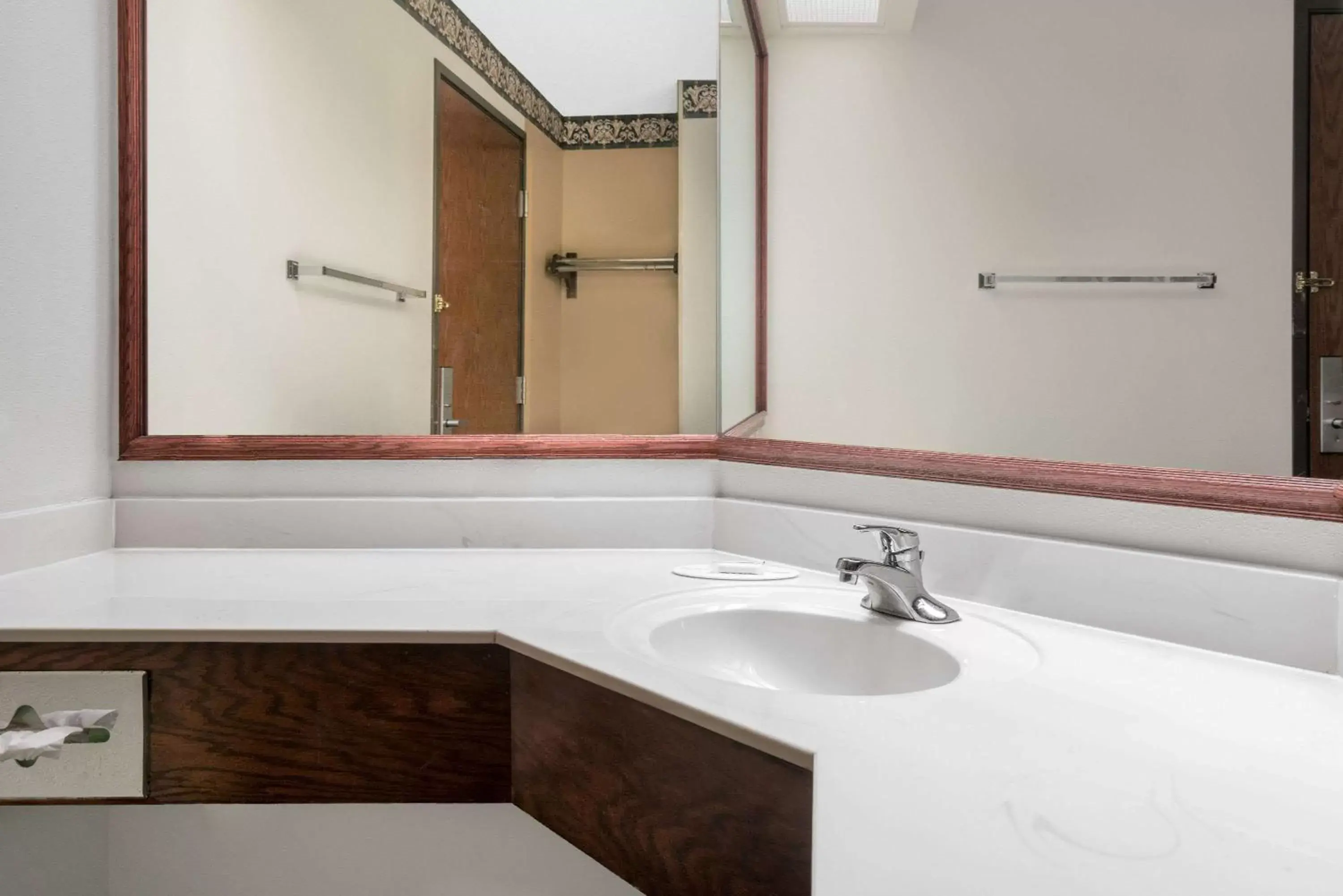 Bathroom in Baymont by Wyndham La Crosse/Onalaska