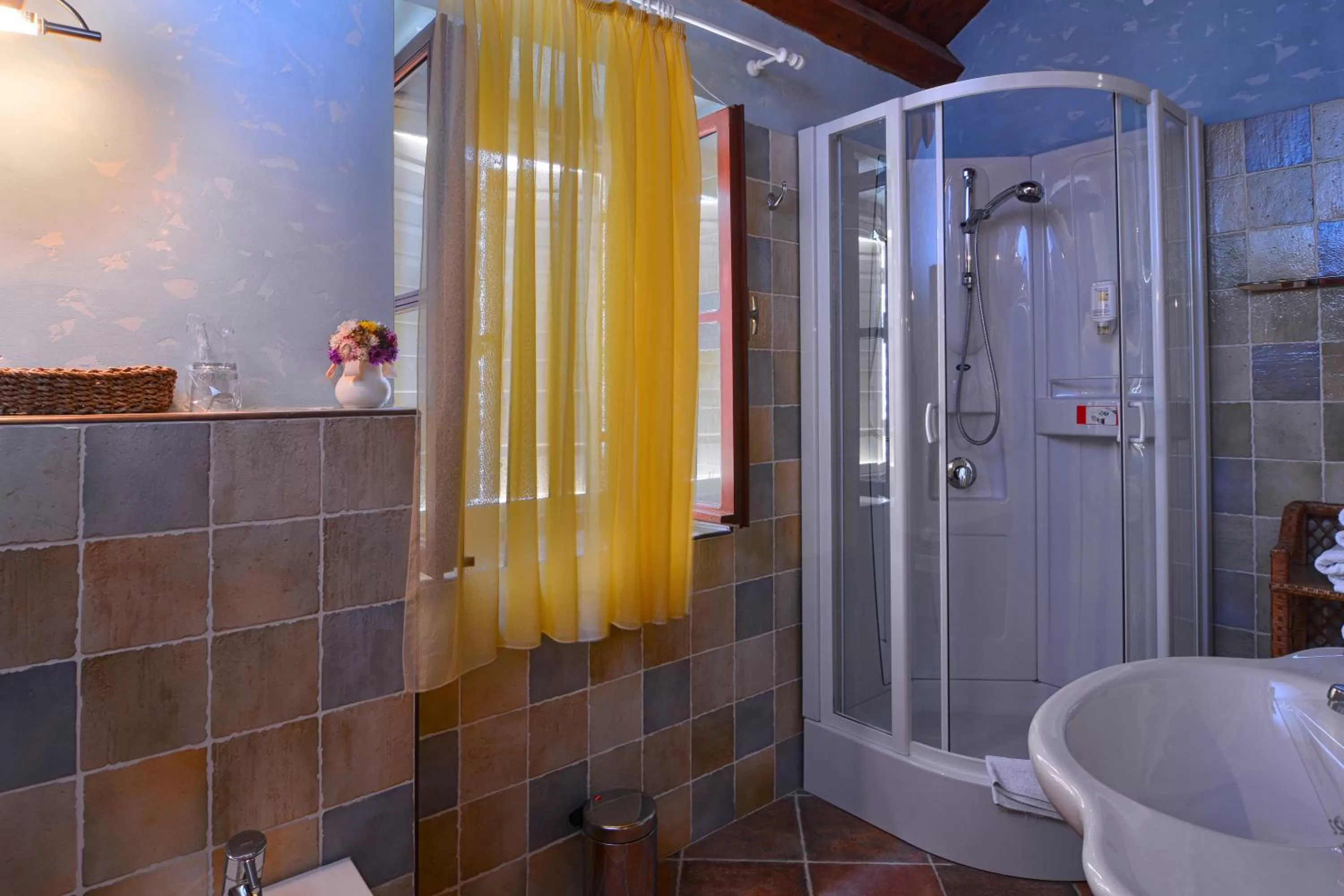 Shower in Villa Nora Hvar