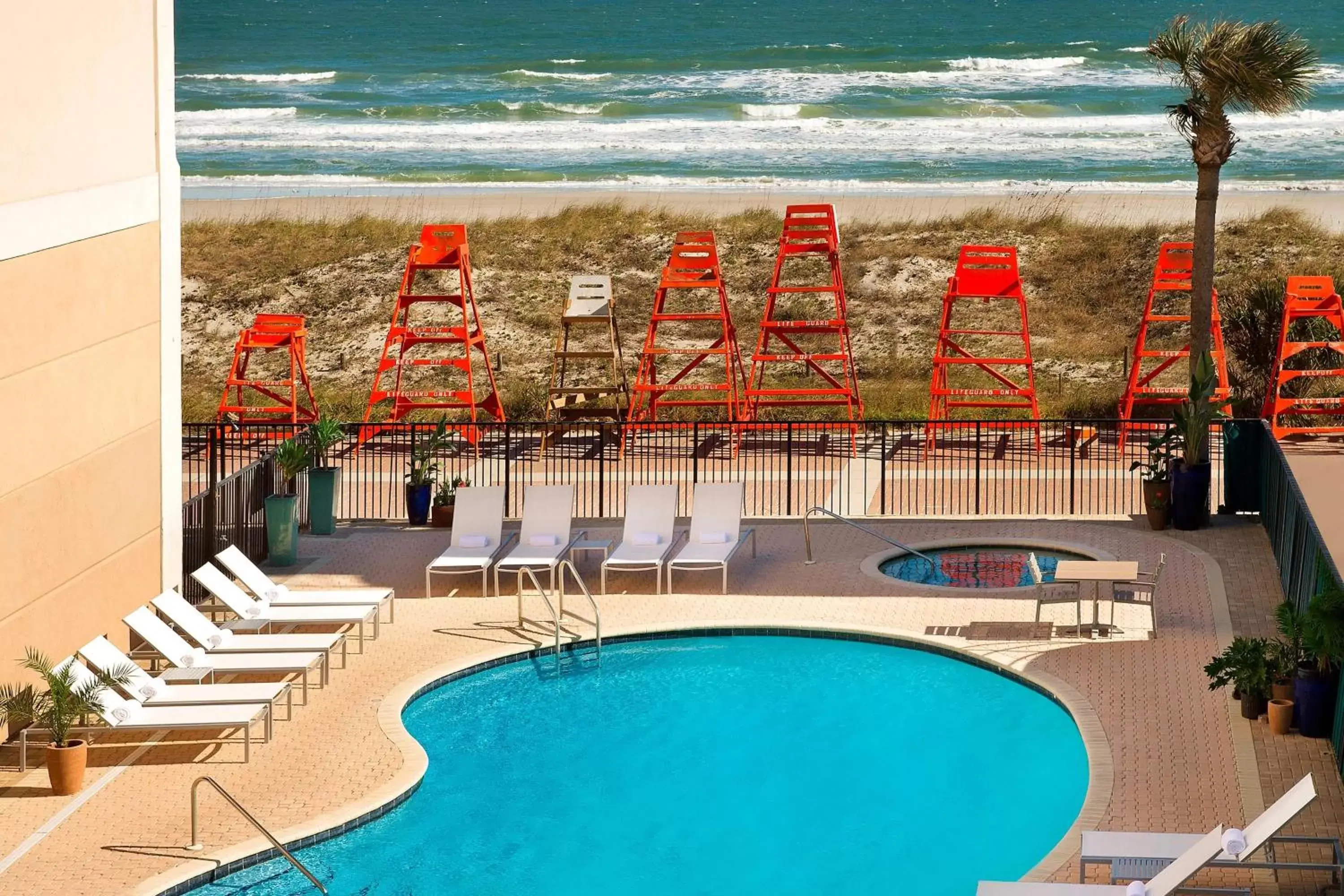 Swimming pool, Pool View in Four Points by Sheraton Jacksonville Beachfront