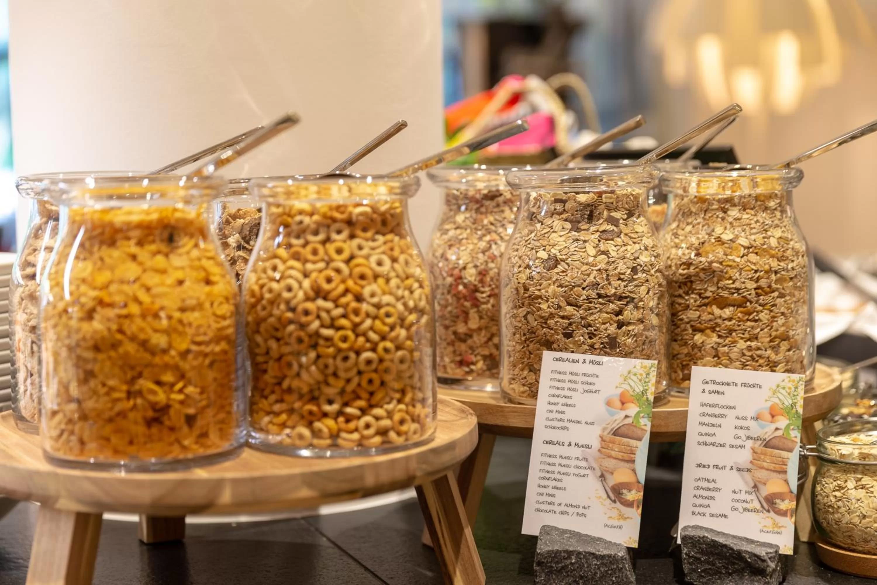 Food and drinks in Holiday Inn - the niu, Fury Aschheim Messe by IHG