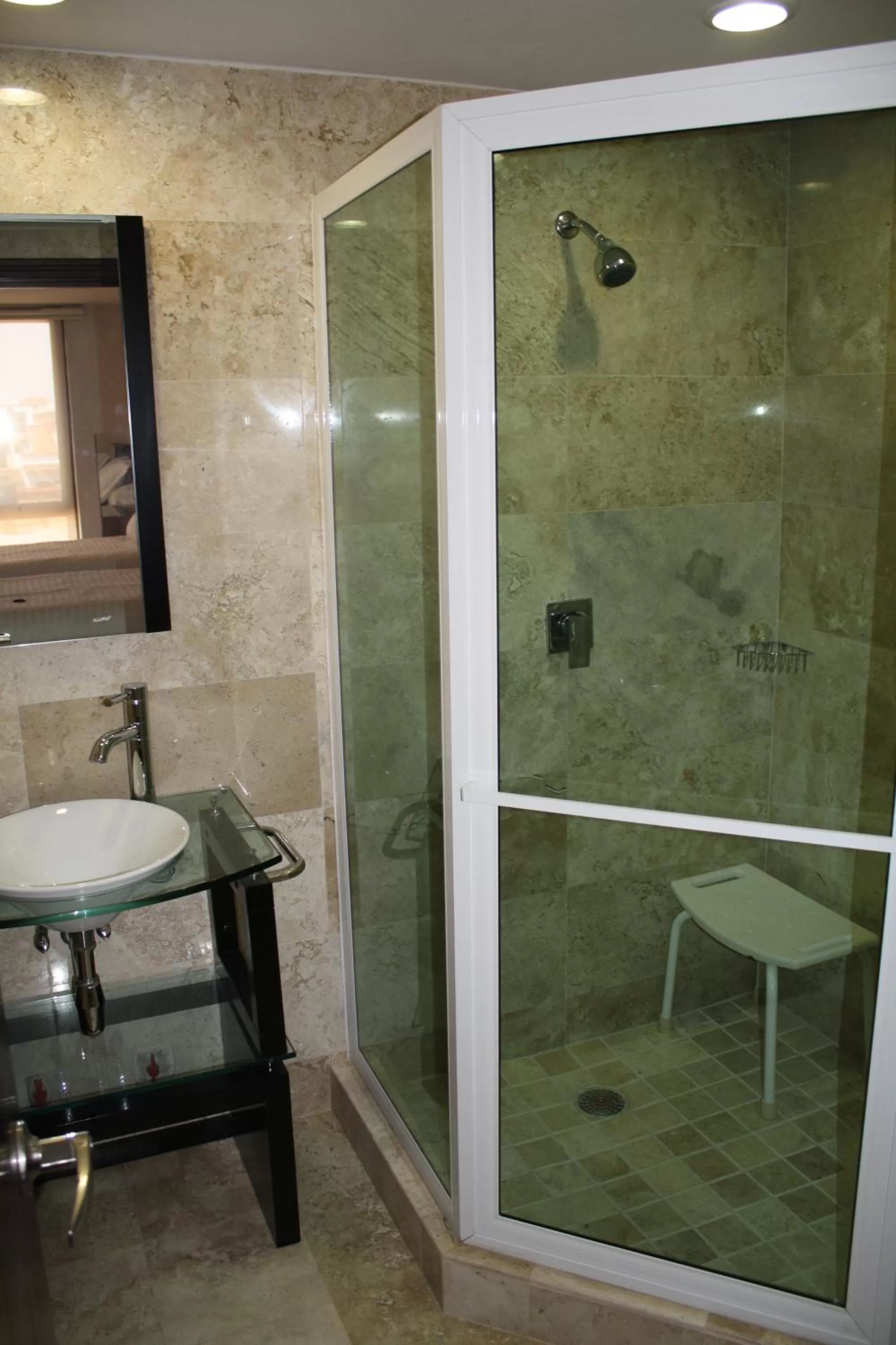 Bathroom in Hotel Porto Allegro Puerto Vallarta