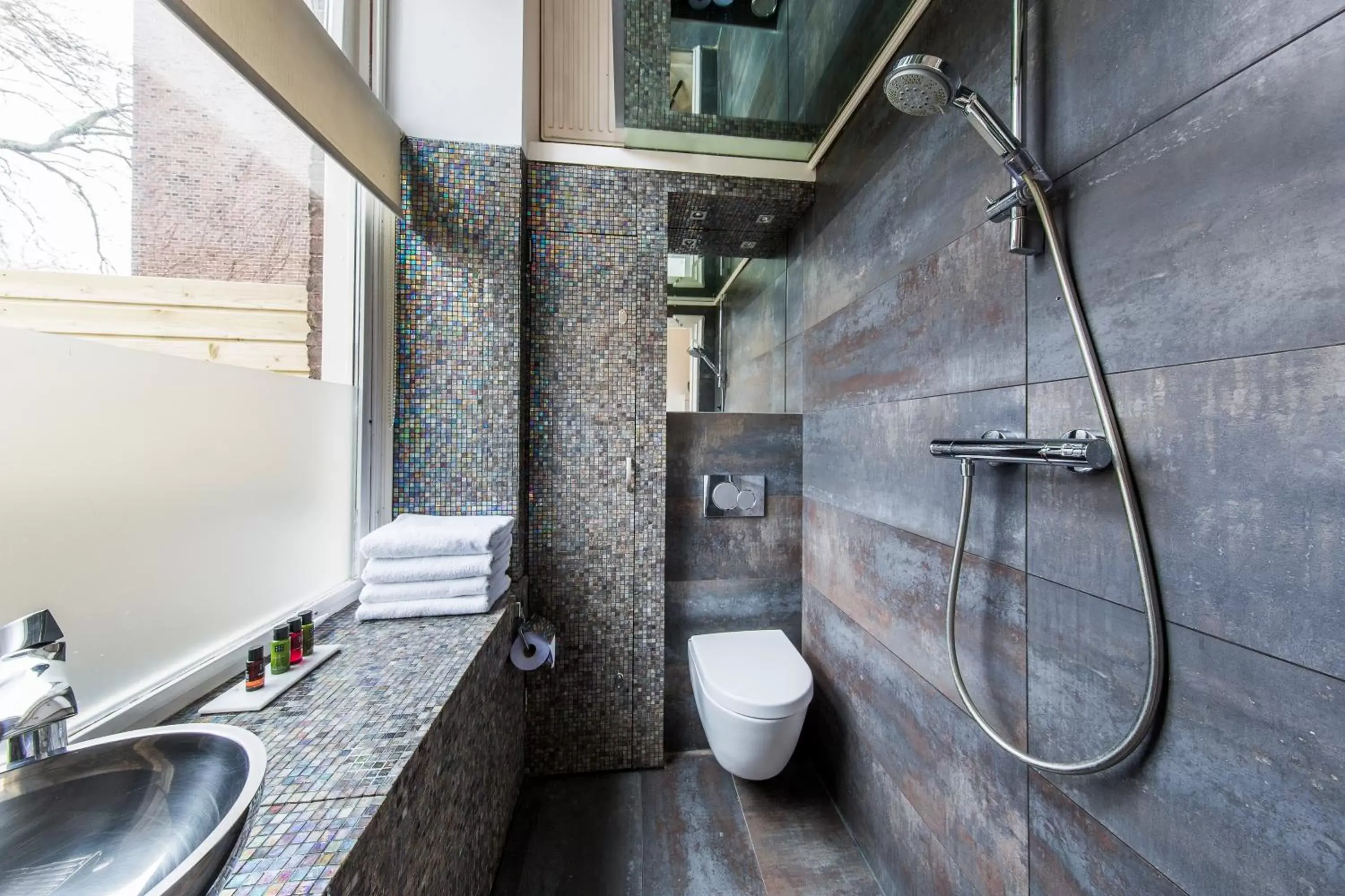 Bathroom in Amstel Corner Hotel