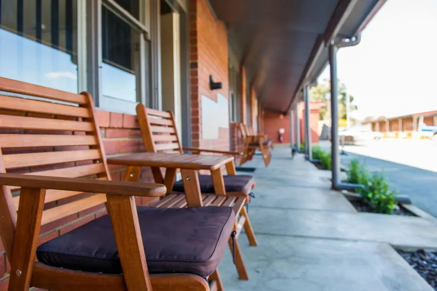 Seating area, Patio/Outdoor Area in Cherry Blossom Motor Inn