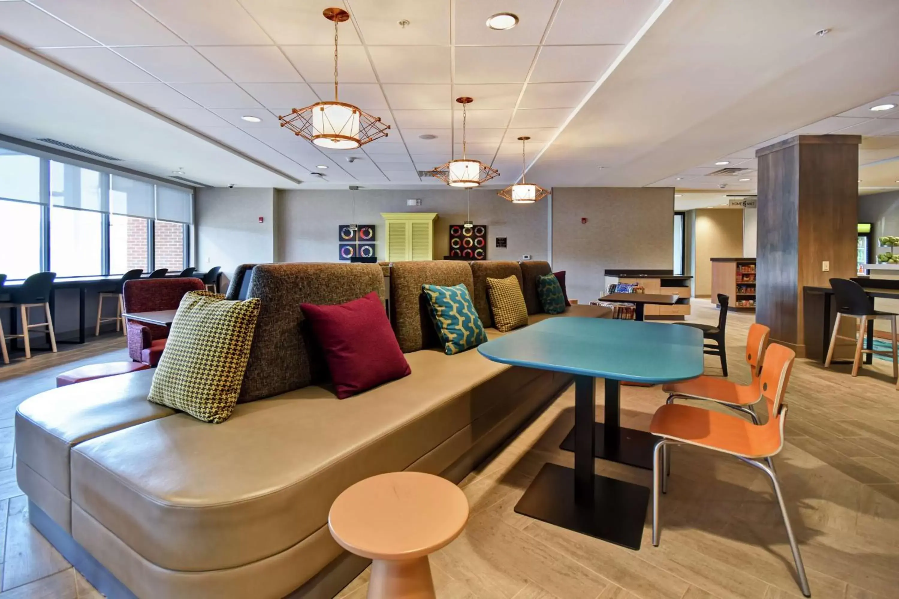 Lobby or reception, Lounge/Bar in Home2 Suites By Hilton Amherst Buffalo