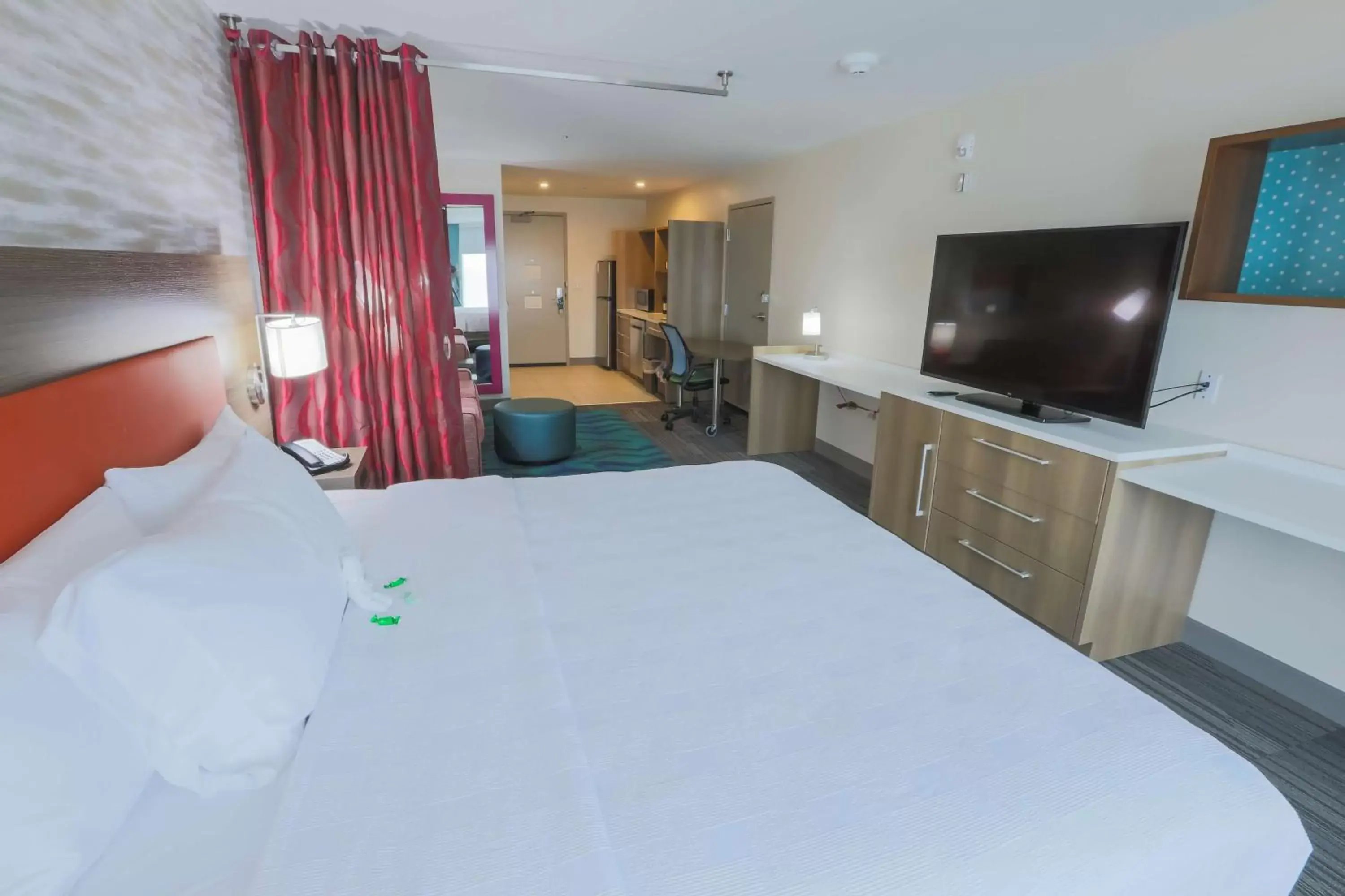 Bedroom, Bed in Home2 Suites By Hilton Cumming Atlanta, Ga